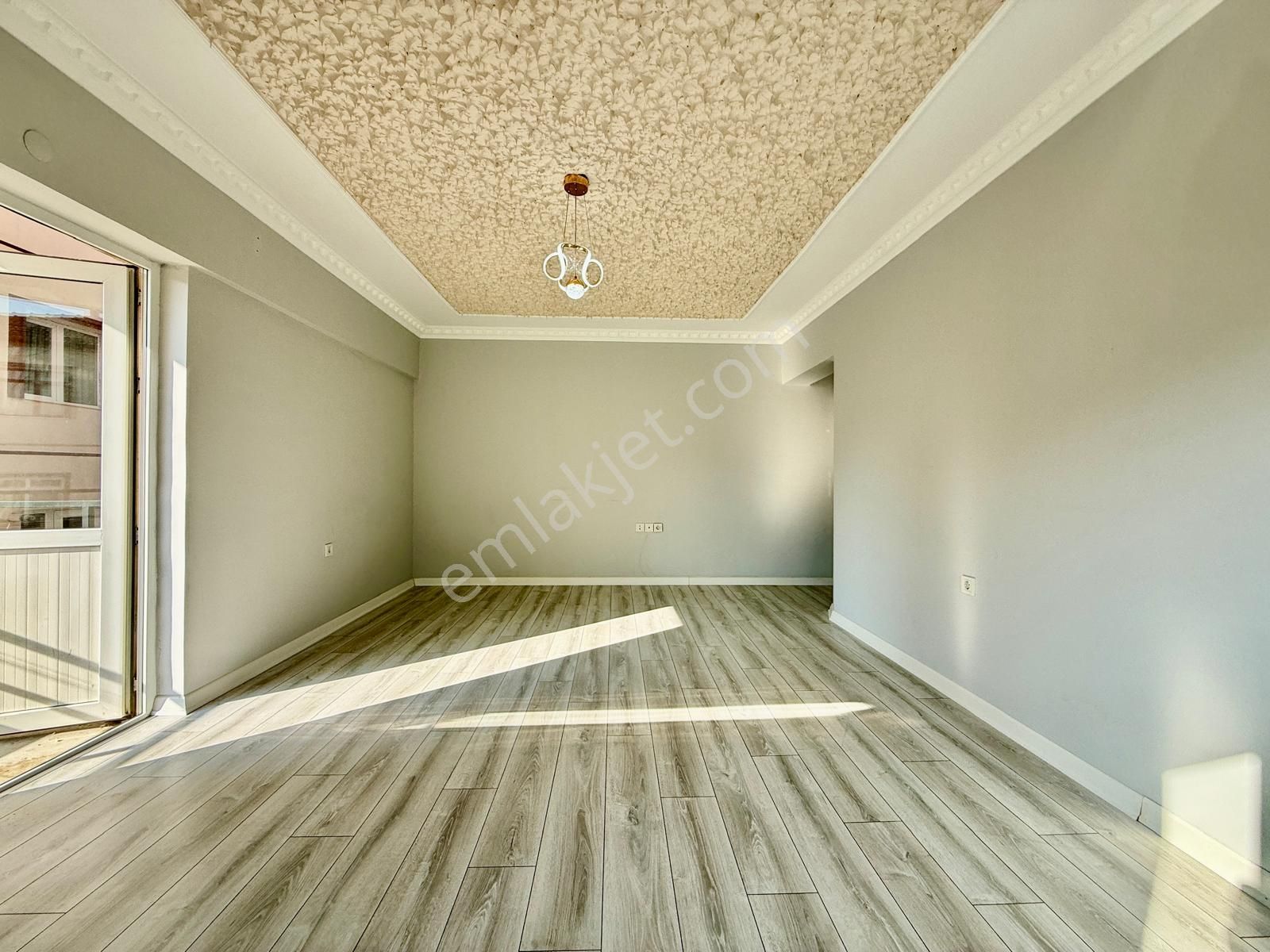 Kalecik Emlak Ofisinden 5'yol Merkezde 1.kat Yapılı 3+1 Lüx Daire - Görsel 8