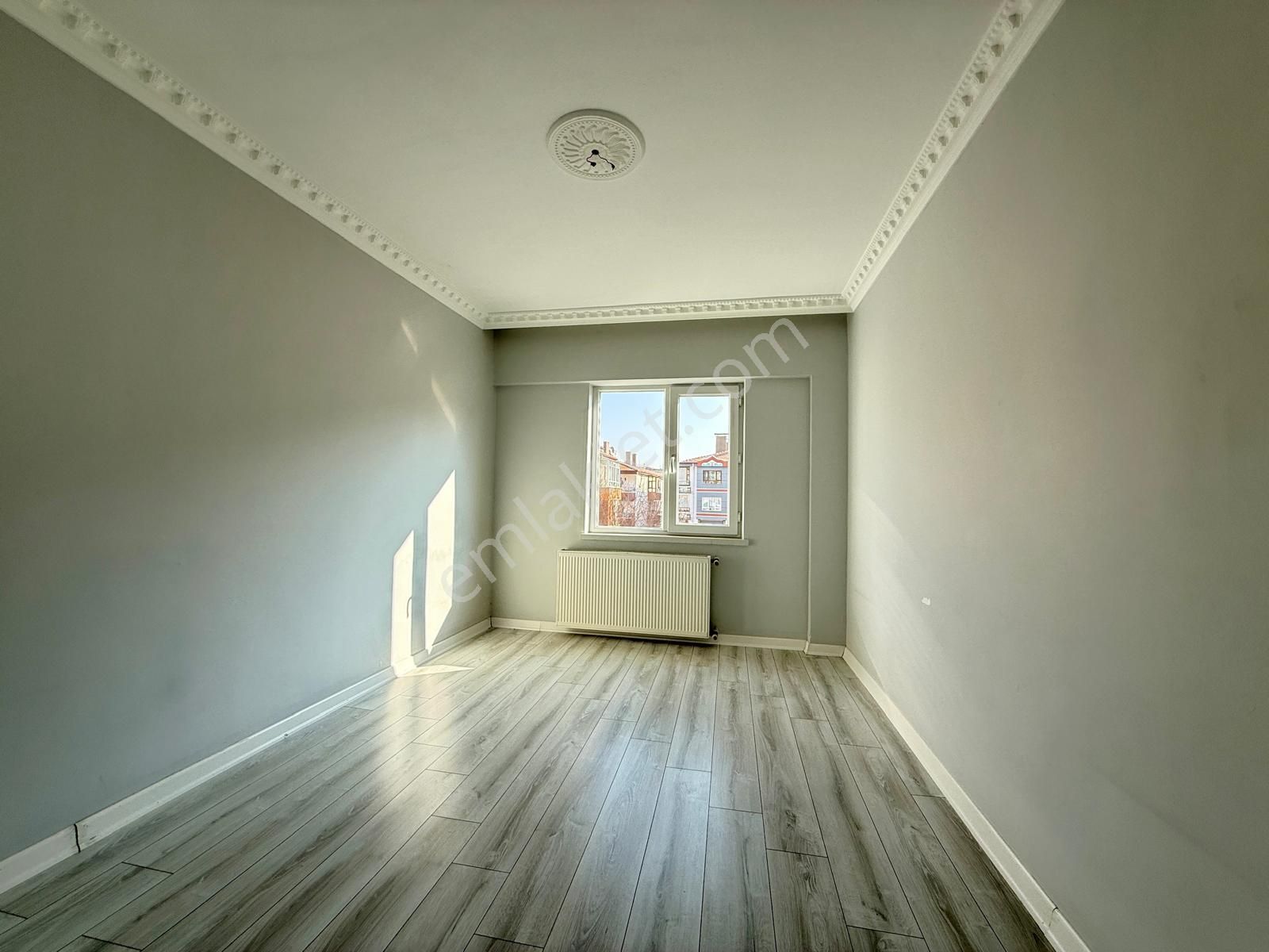 Kalecik Emlak Ofisinden 5'yol Merkezde 1.kat Yapılı 3+1 Lüx Daire - Görsel 12