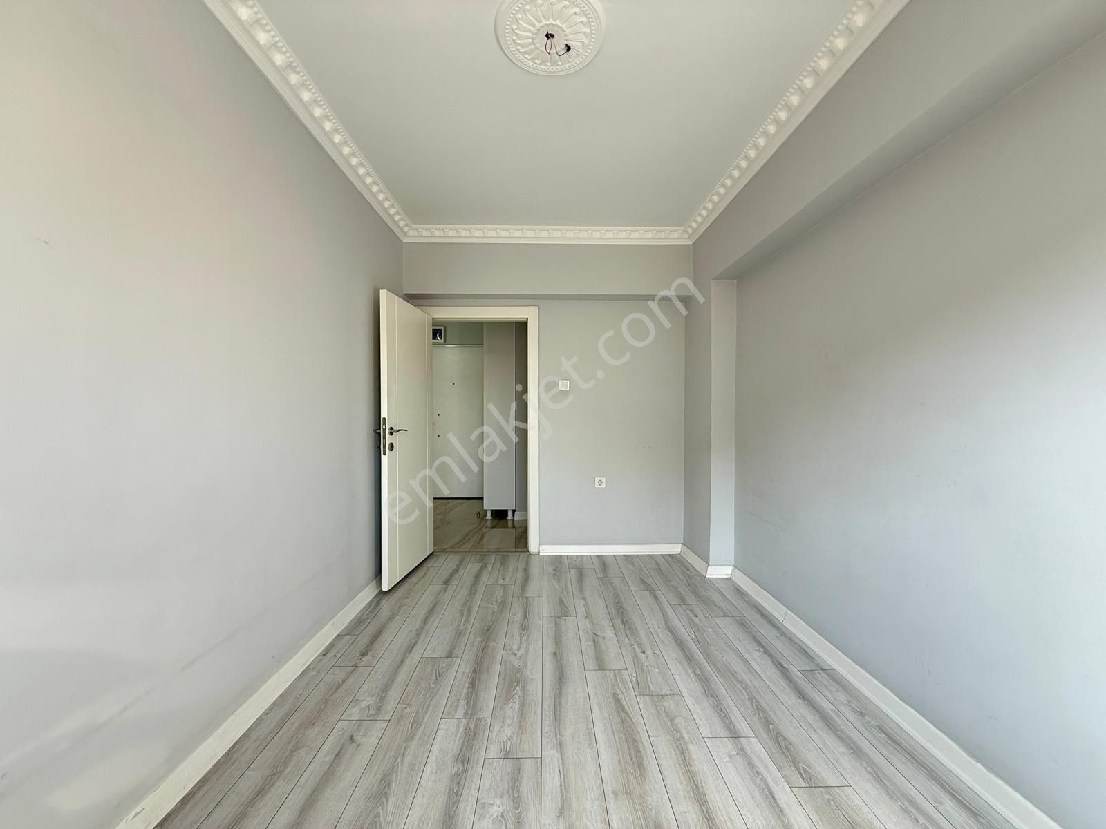 Kalecik Emlak Ofisinden 5'yol Merkezde 1.kat Yapılı 3+1 Lüx Daire - Görsel 11