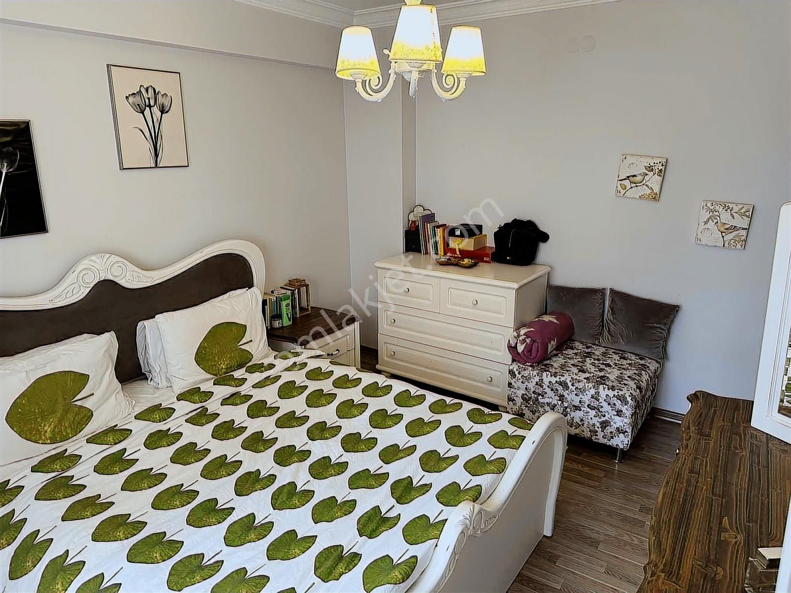 Demetten Çift Cepheli Arakat Doğalgazlı 3+1 Geniş Satılık Daire. - Görsel 33