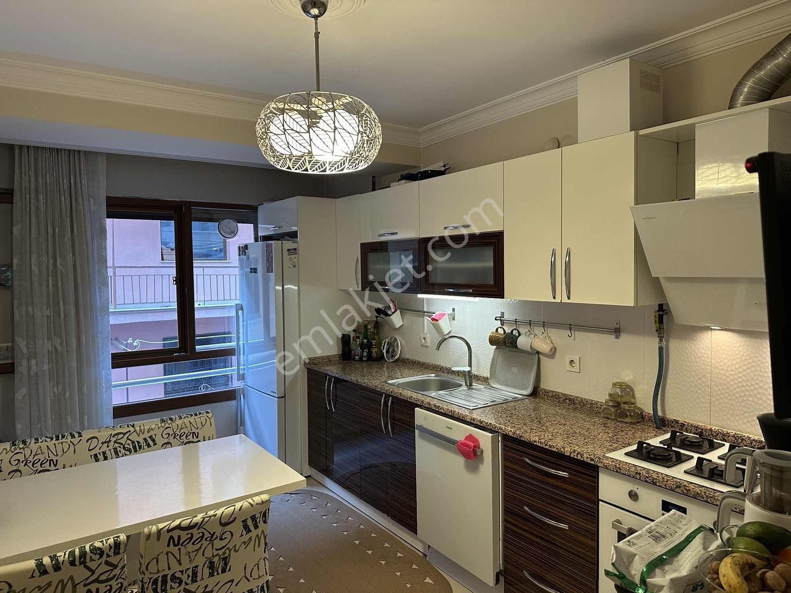 Demetten Çift Cepheli Arakat Doğalgazlı 3+1 Geniş Satılık Daire. - Görsel 16