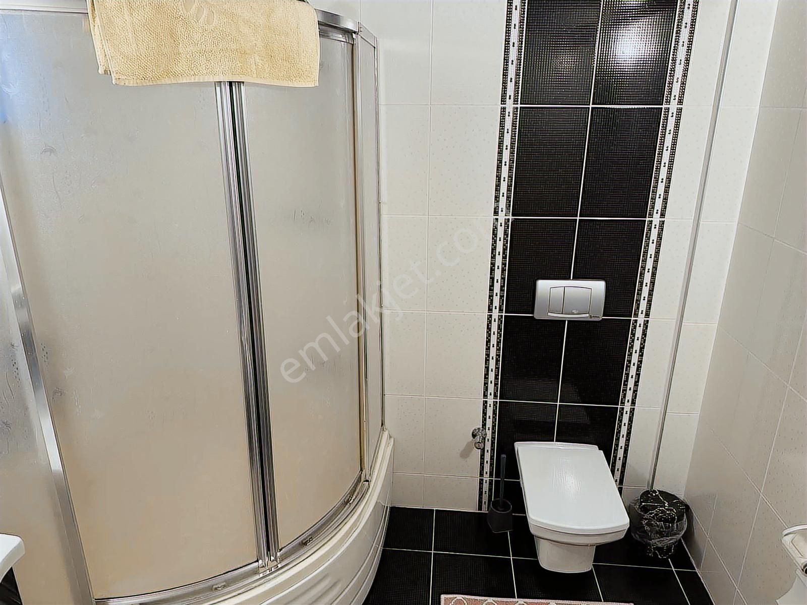 Demetten Çift Cepheli Arakat Doğalgazlı 3+1 Geniş Satılık Daire. - Görsel 7