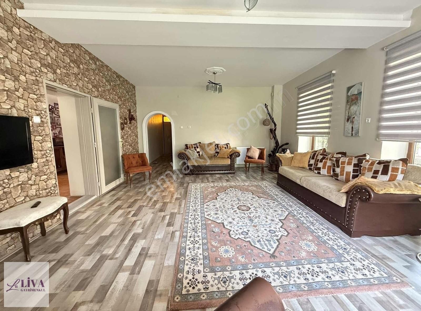 Liva'dan Bünyan Merkez'de Cadde Üzeri Müstakil Ev - Görsel 14