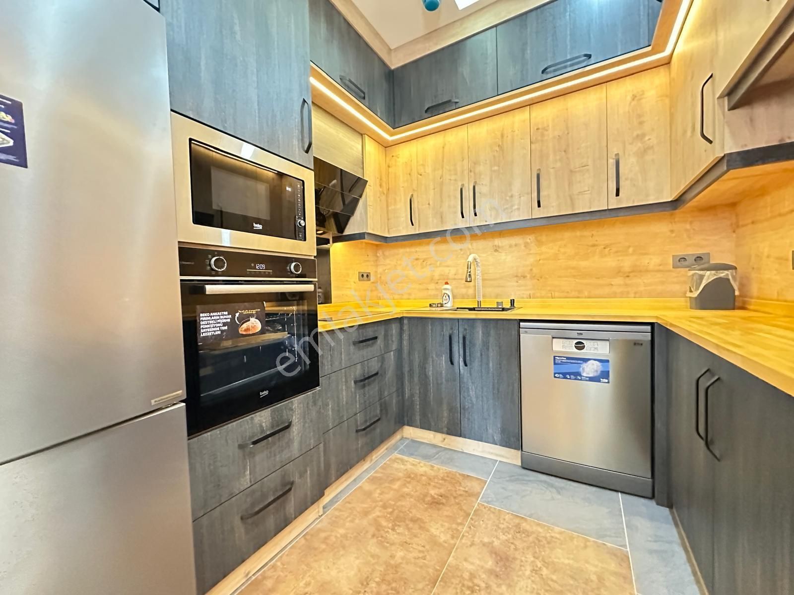 Didim Hisar Mahallesinde Havuzlu Sitede Eşyalı Ebeveyn Banyolu 3+1 Villa - Görsel 11