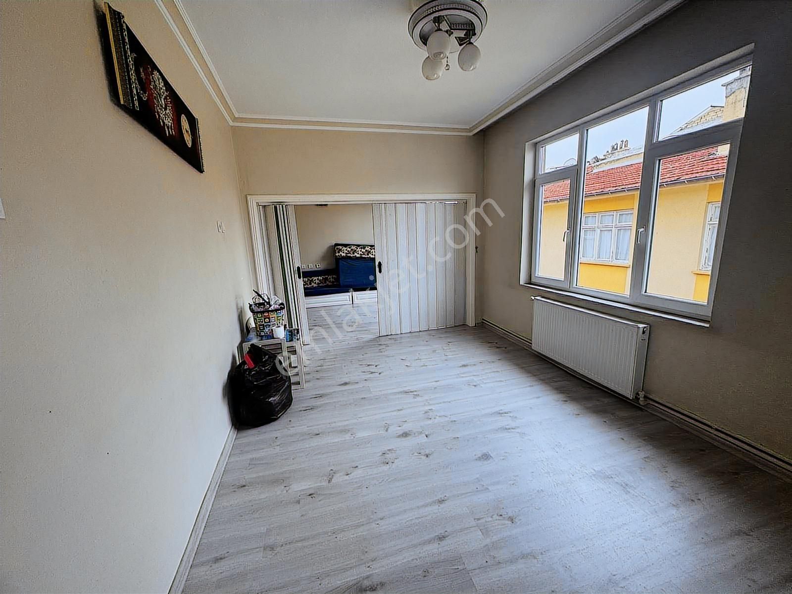 Numune Hastanesi Acil Servis Karşısı 3+1 İçi Yapılı Boş Daire - Görsel 11