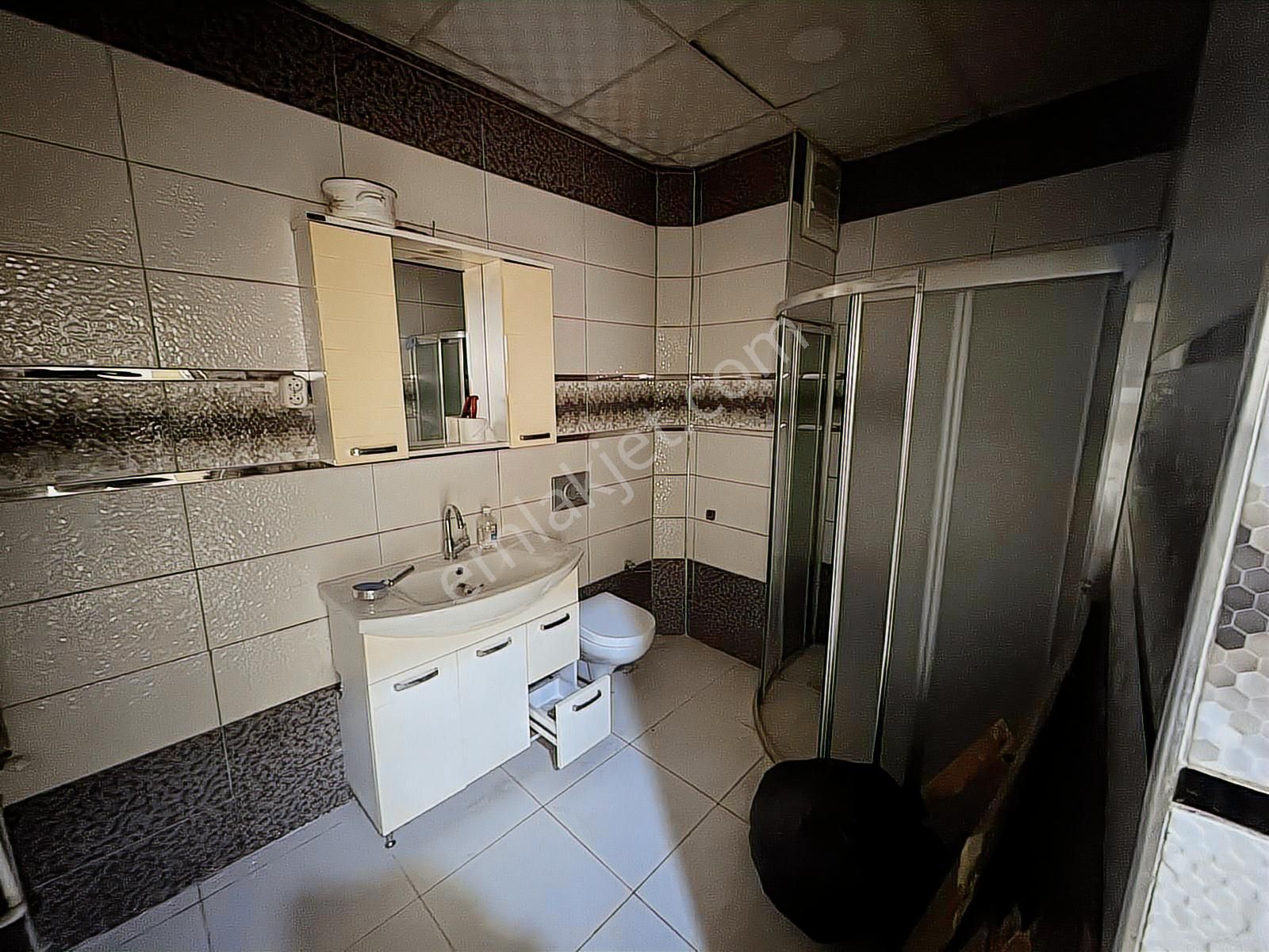 Numune Hastanesi Acil Servis Karşısı 3+1 İçi Yapılı Boş Daire - Görsel 8