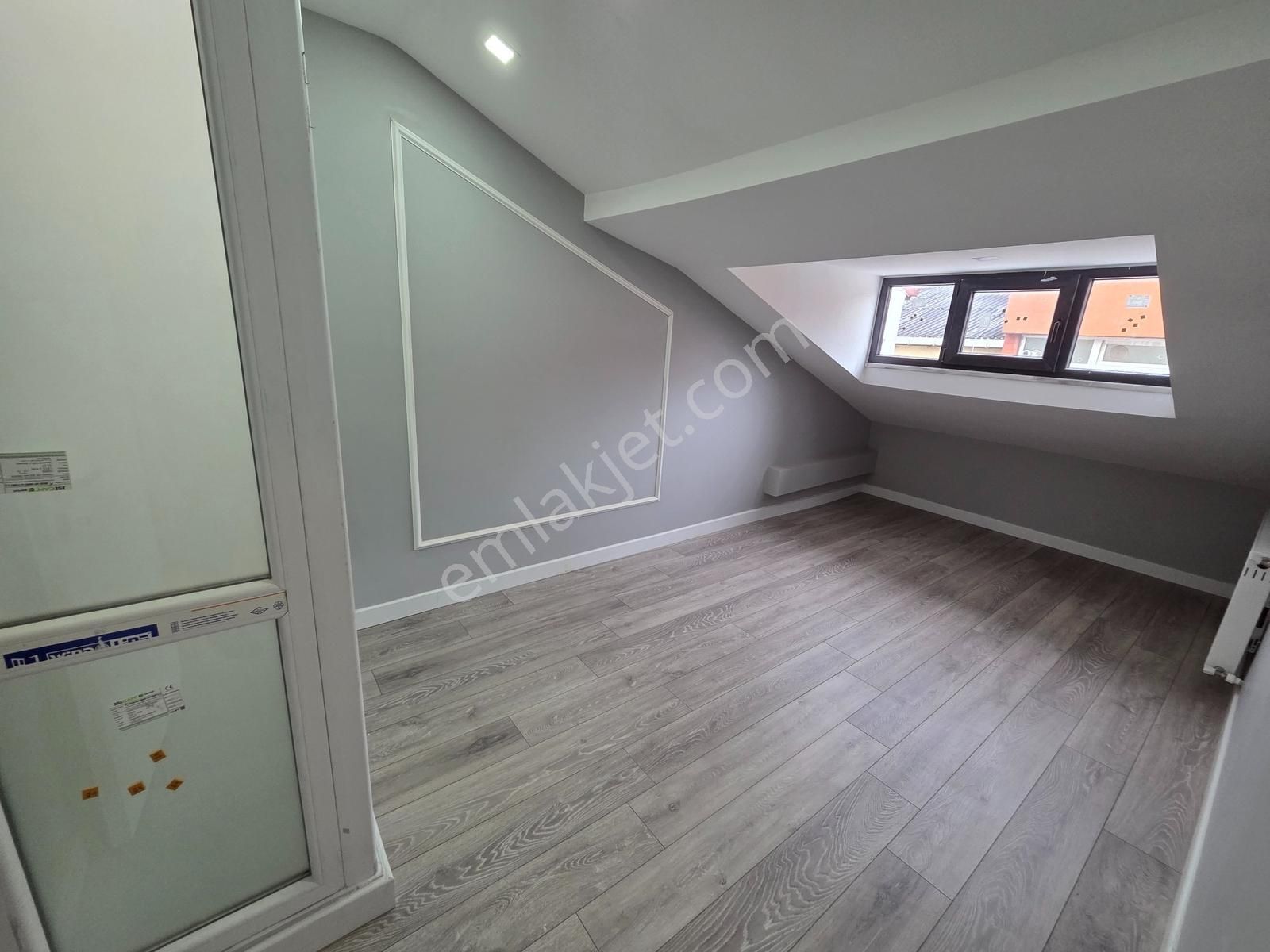 Bayrampaşa Cevatpaşada Satılık Dubleks 6+2 260m2 - Görsel 15
