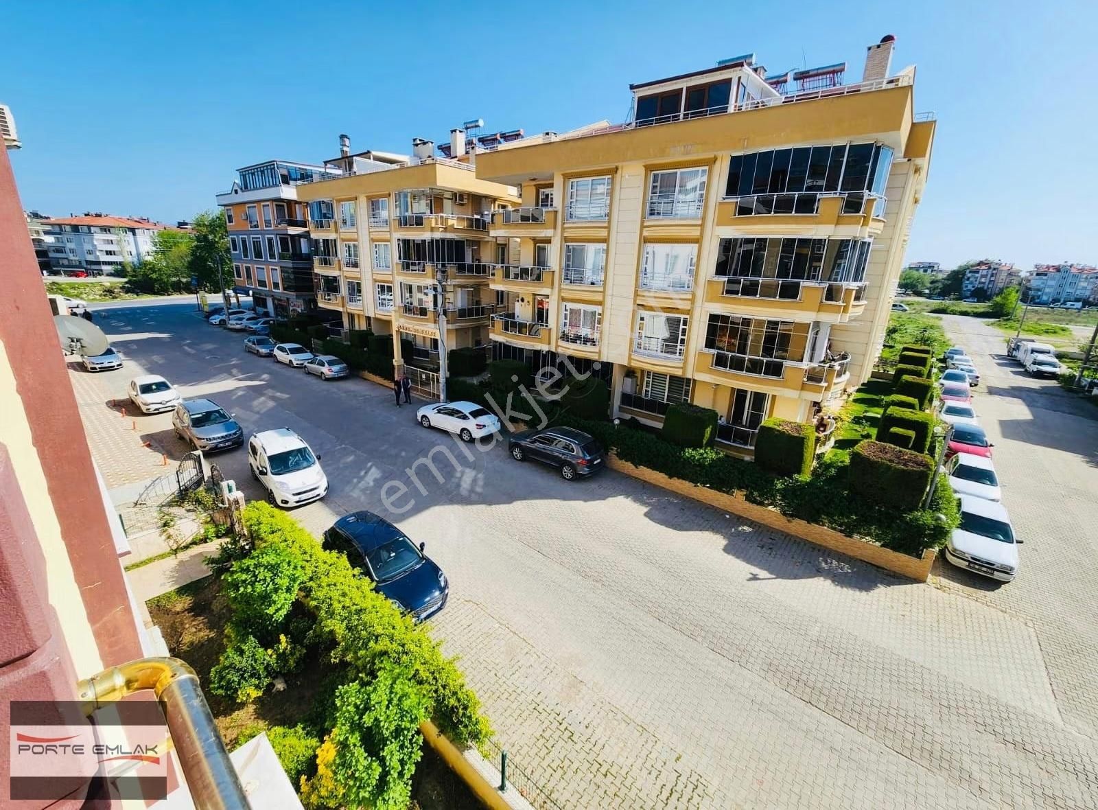 Akçay Porte Emlak'tan Geniş 3+1 Satılık Daire - Görsel 10
