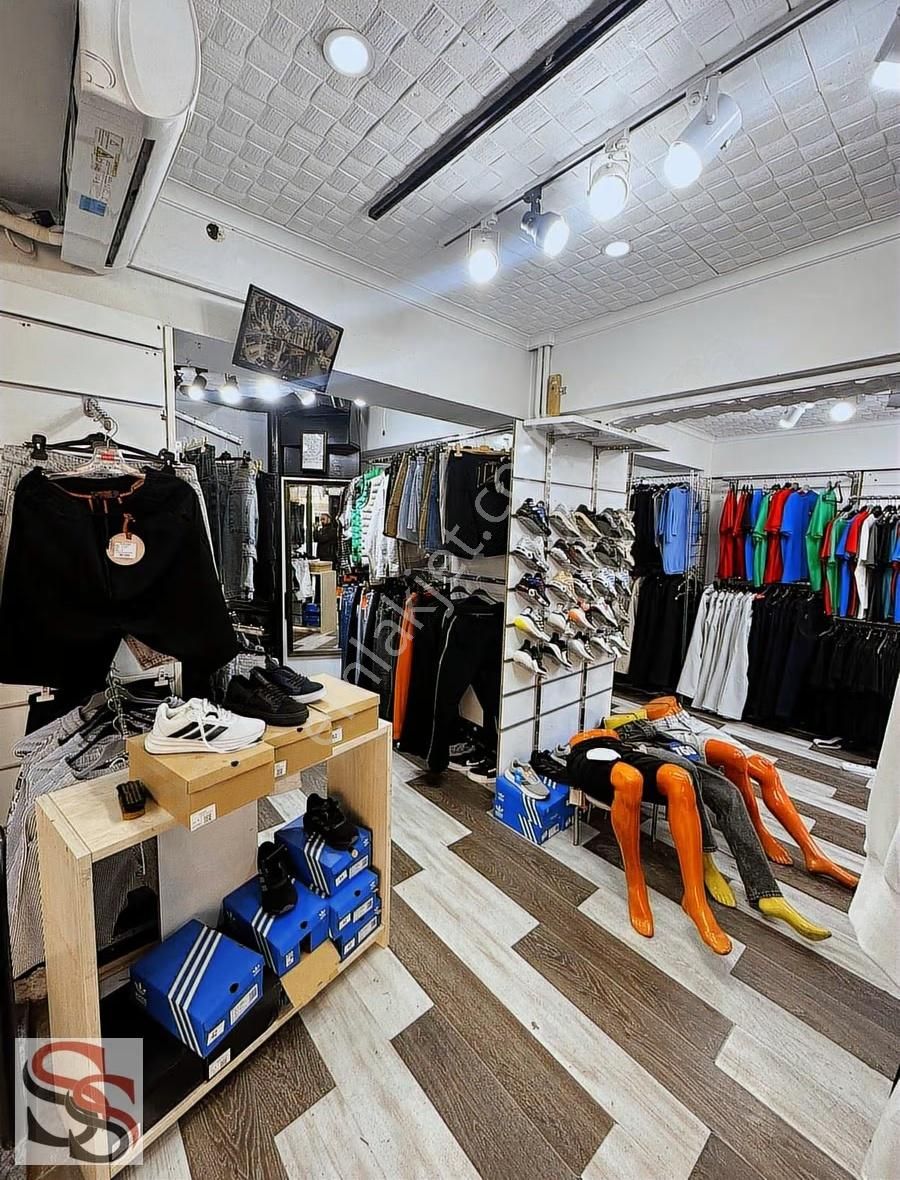 Cadde Üzeri Devren Satılık Erkek Giyim Mağazası Hazır Ve Aktif - Görsel 8