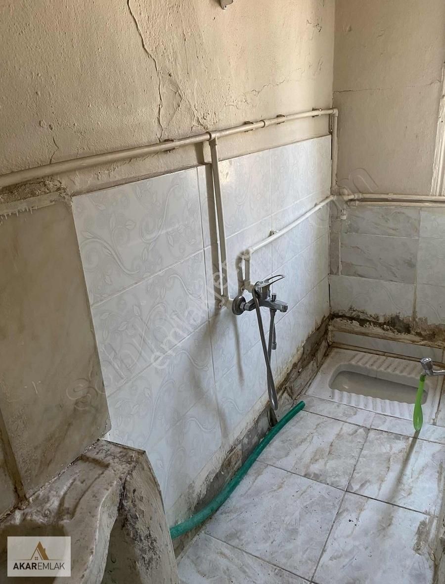 Ayvansarayda Sahile Yakın 2 Katlı Ahşap Ev - Görsel 2