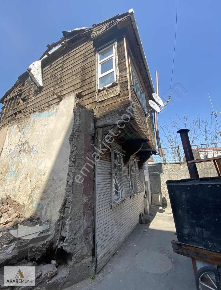 Ayvansarayda Sahile Yakın 2 Katlı Ahşap Ev - Görsel 11