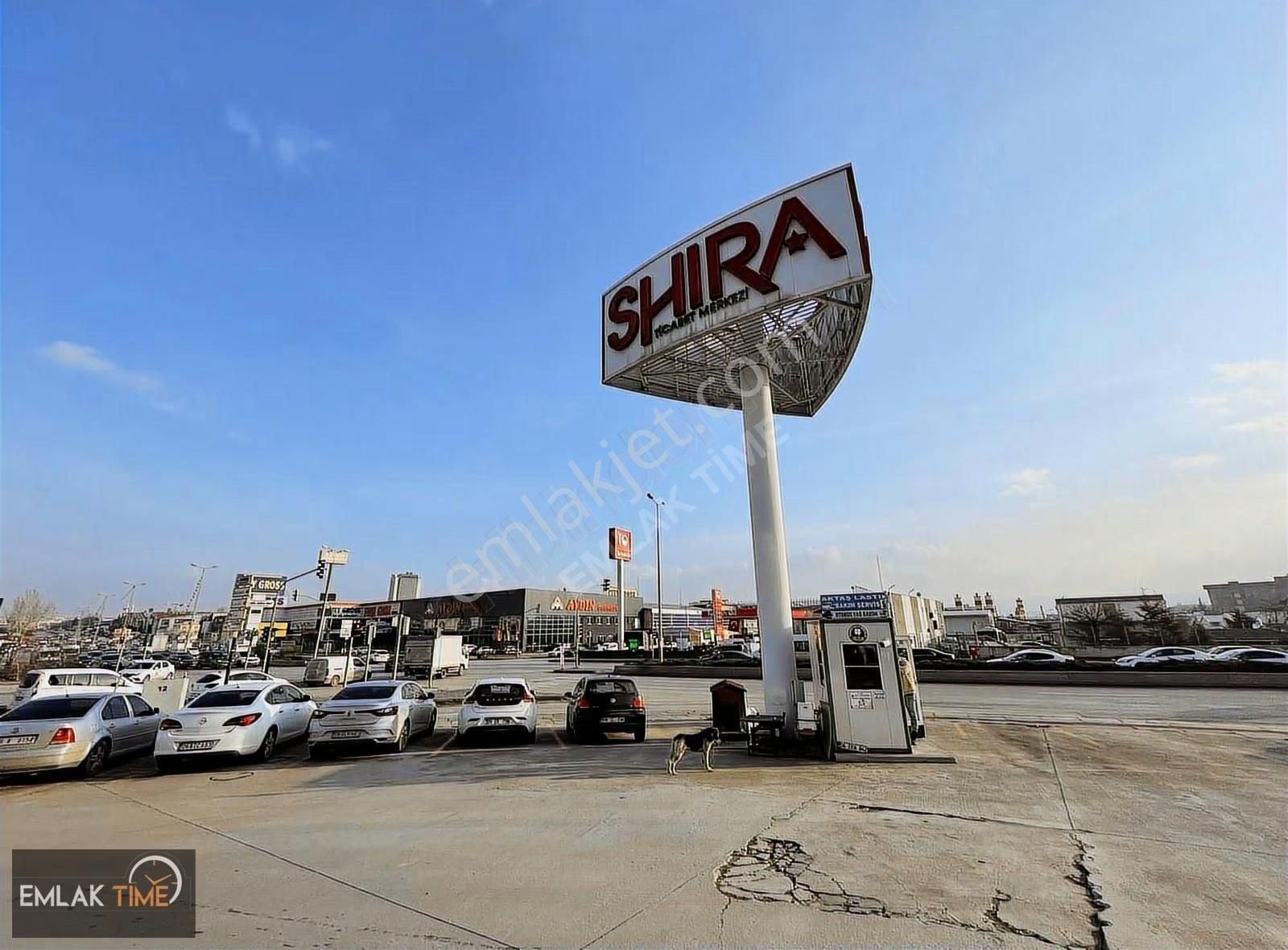 Shira Ticaret Merkezinde 625m2 Kiralık Yapılı Dükkan