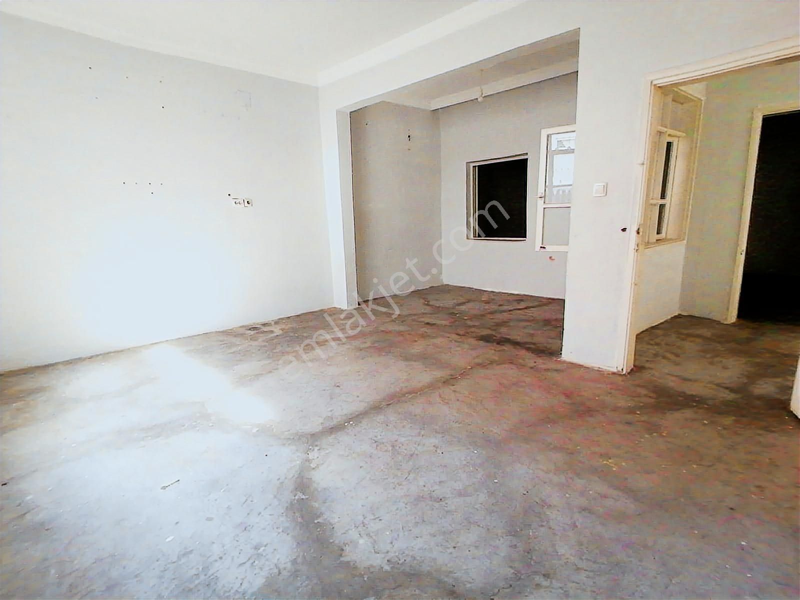 Kozan Yoluna Yakın Sarıçam İlkokulu Yanında Tek Katlı Müstakil - Görsel 3