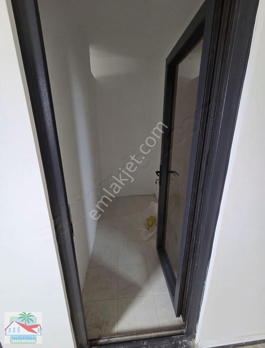 Bahçeyaka'da Satılık 2+1 Lüks Daire - Görsel 12
