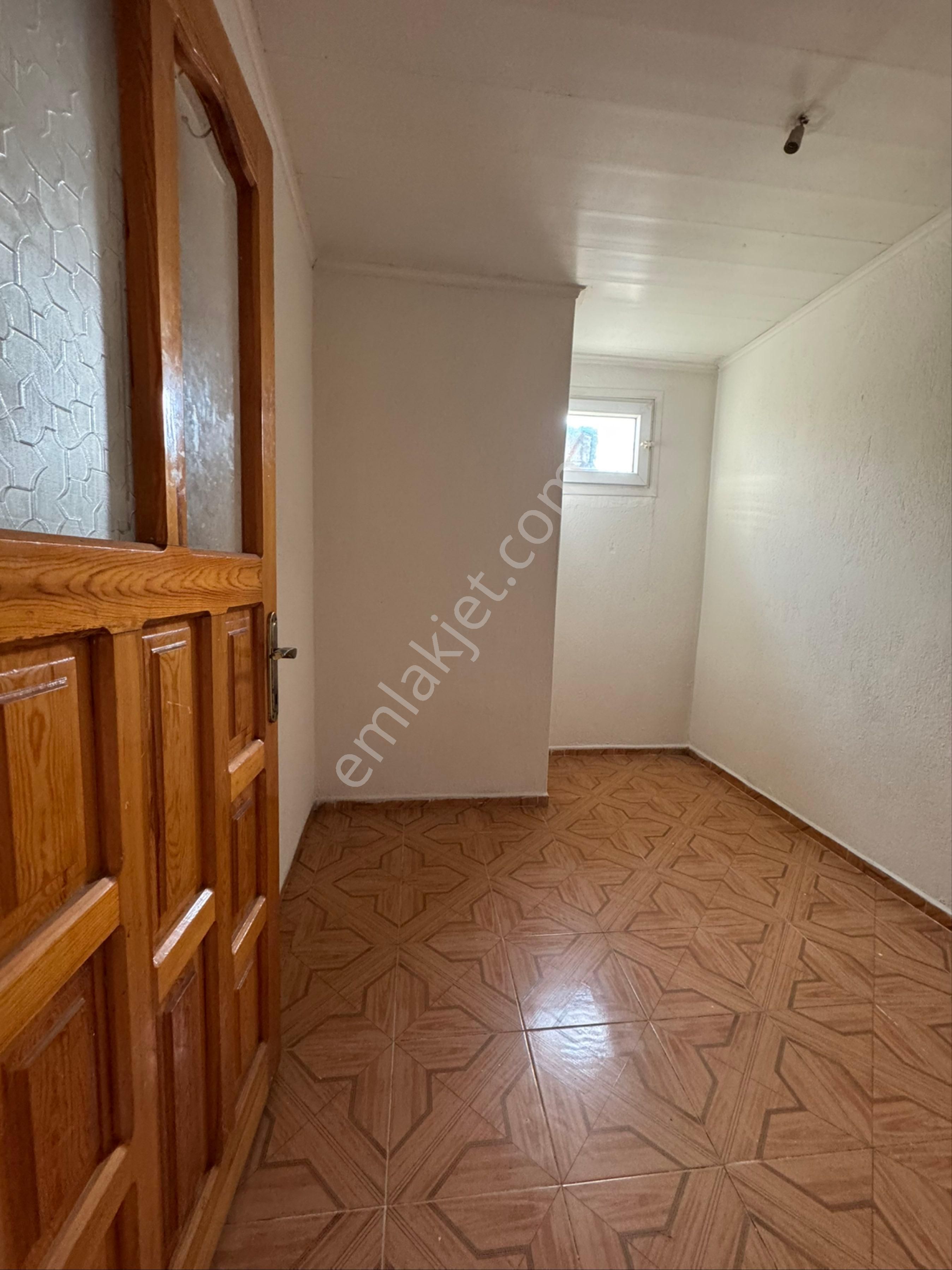 Buca Kozağaç İsmail Sivri Caddesinde Komple Satılık Bina - Görsel 12