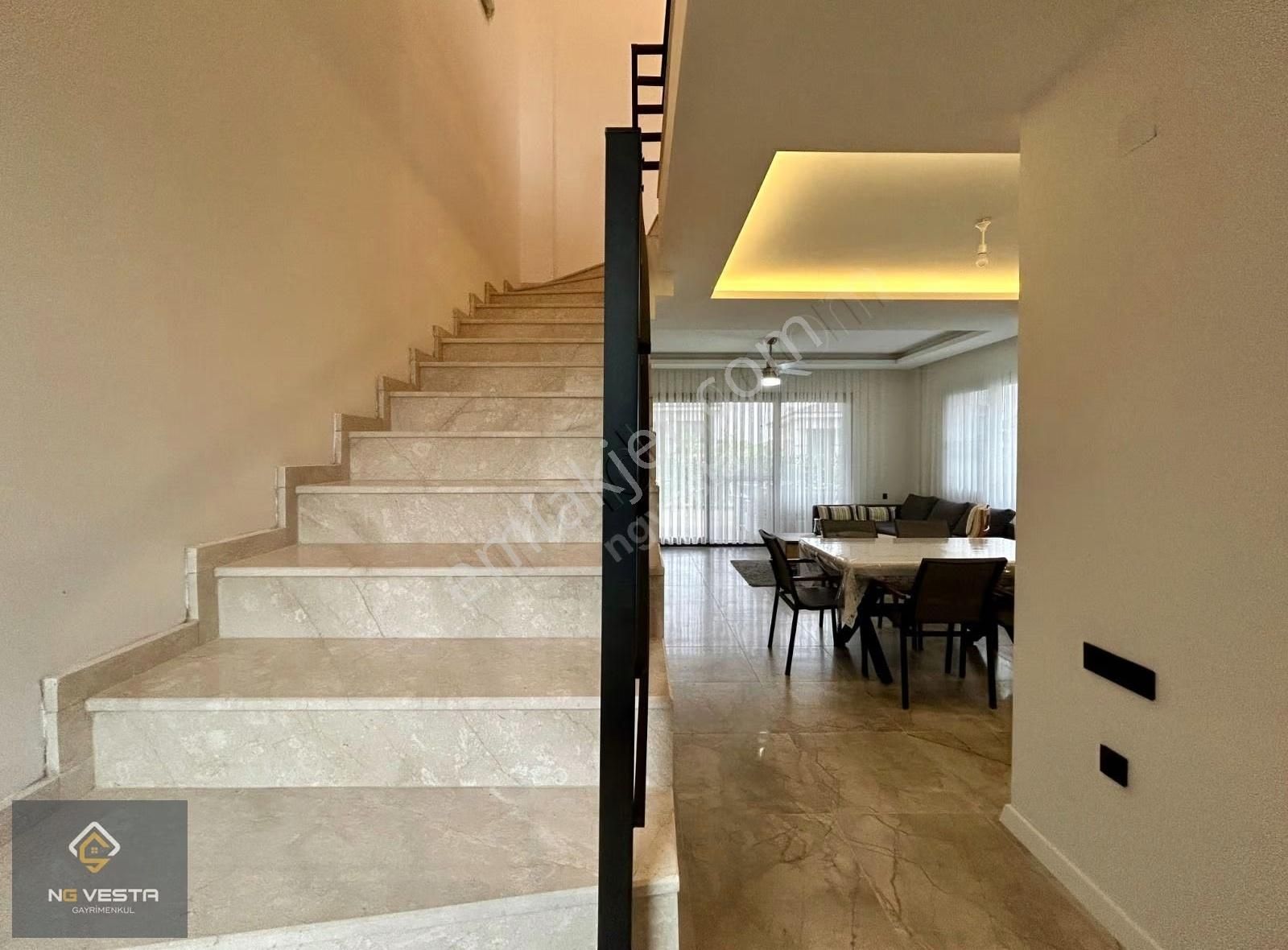 Güzelçamlı'da Havuzlu Sıtede Tam Müstakil 3+1 Vılla - Görsel 6