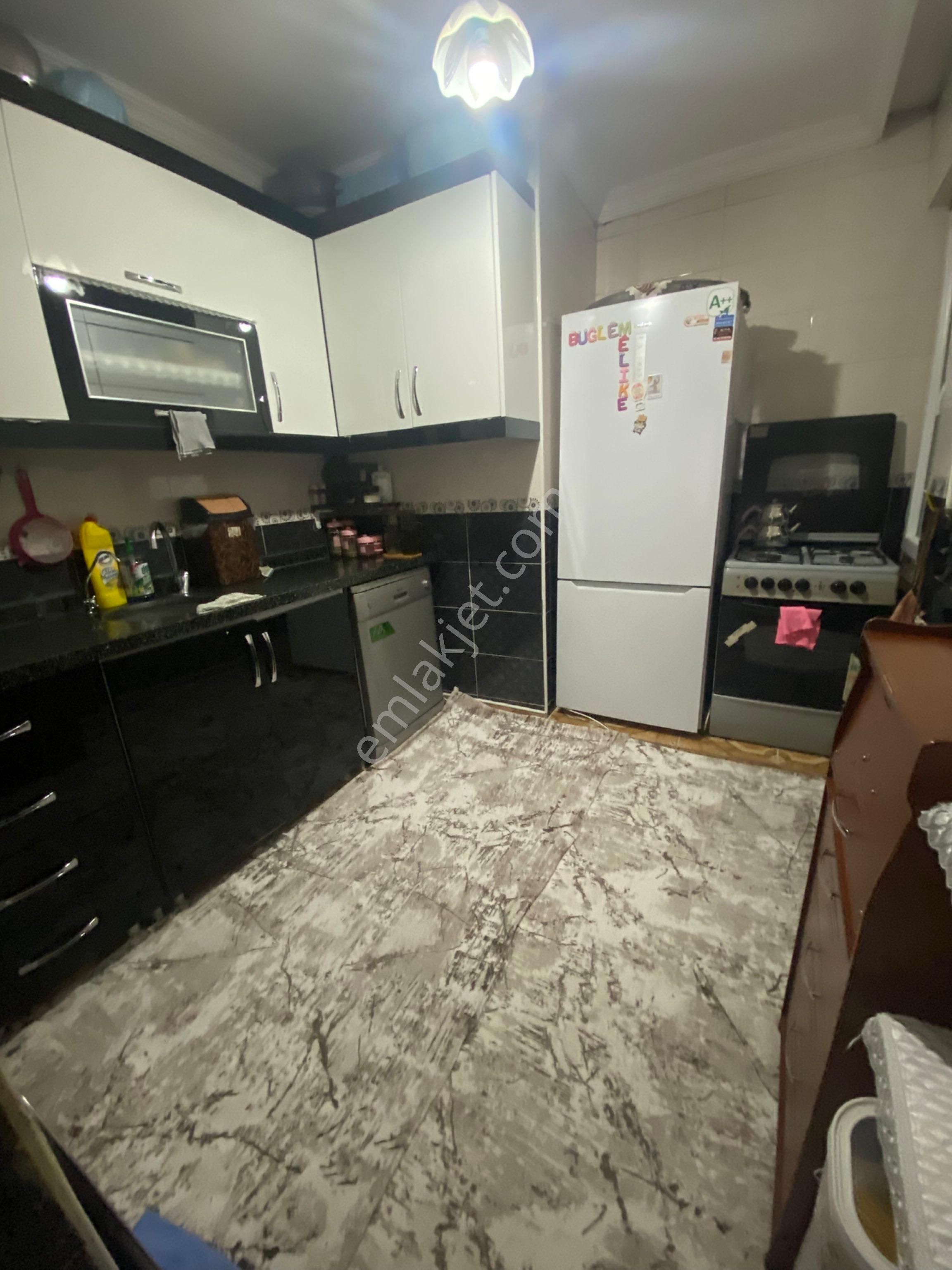 Güneş De 100m ,2 Kat,1 Garaj , Temiz,doğalgazlı Ev - Görsel 9