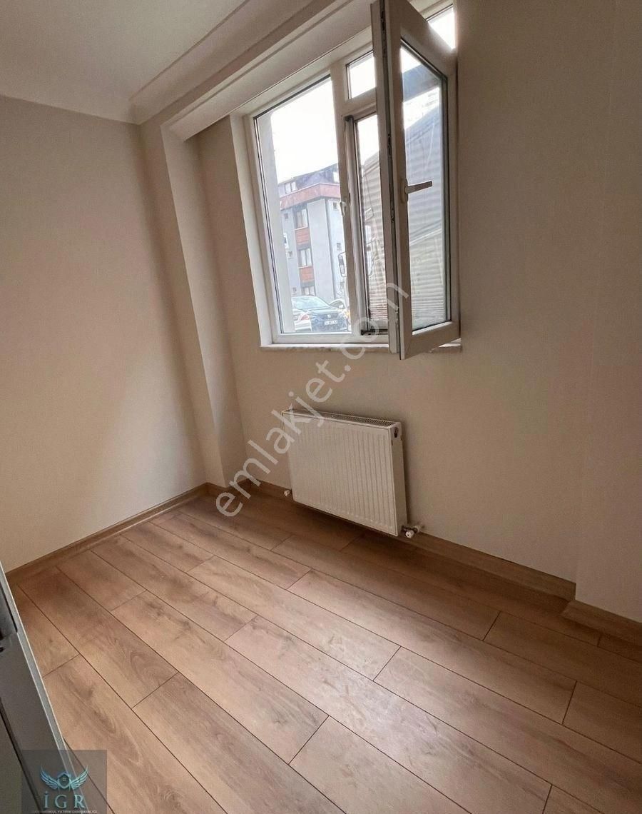 İgr Gayrimenkul Üsküdar Merkez Fırsat Satılık Ters Dubleks 3+2 3 Yıllık Binda - Görsel 6