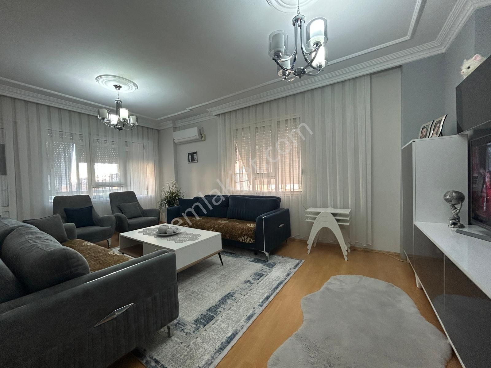 Alanya Merkez Saray Mahallesin'de Satılık 2+1 Asansörlü Daire - Görsel 2