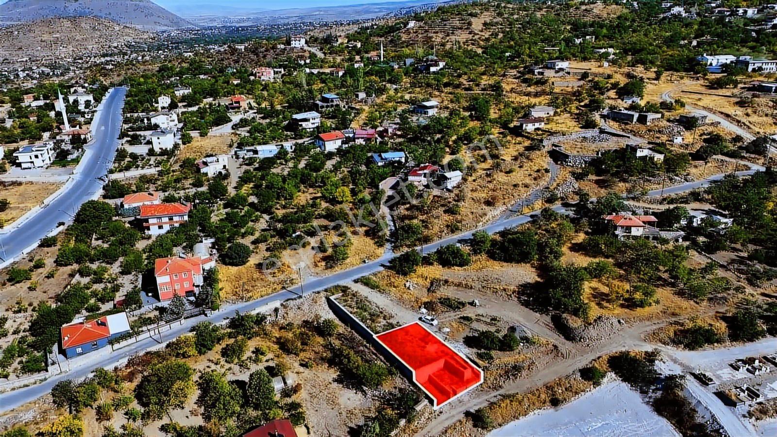 Konal'dan 2 Duvarı Çevrili Manzaralı Temiz 345 Mt Parsel - Görsel 5
