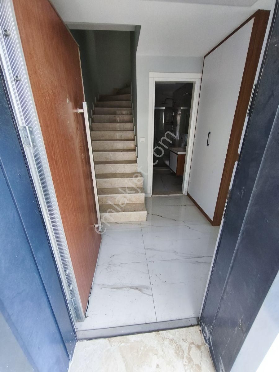Grow Emlak Satılık Havuzlu 2+1 Site İçerisinde Villa - Görsel 21