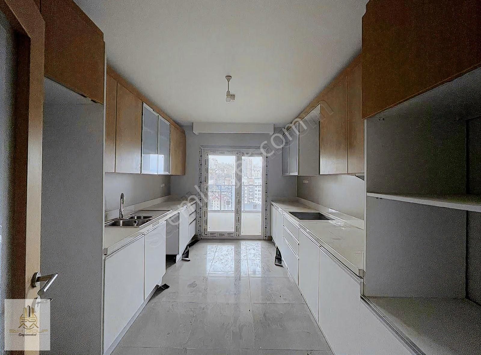 Avruparkta Geniş Ve Ferah Satılık Daire Kaçırılmayacak Fırsat - Görsel 4