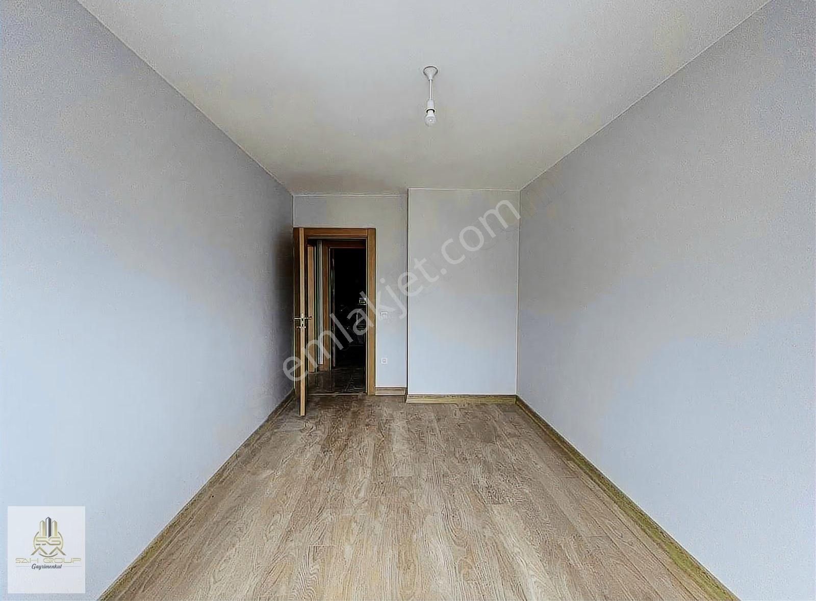 Avruparkta Geniş Ve Ferah Satılık Daire Kaçırılmayacak Fırsat - Görsel 19