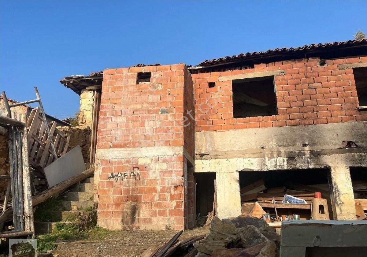 İzmir Bayındır Merkezde Satılık 157 Metre Kargir Ev - Görsel 7