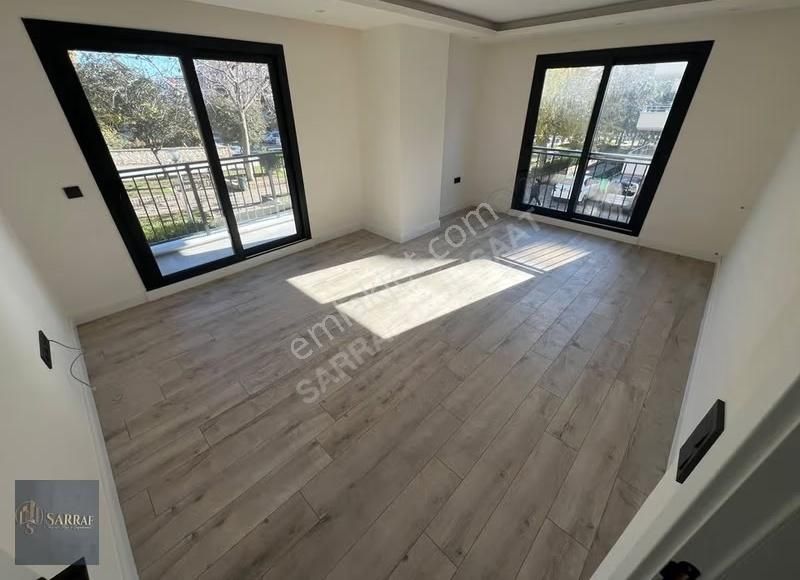 Sarraf Yapı'dan Şehitler Parkına Komşu Geniş 3+1 Arakat - Görsel 10