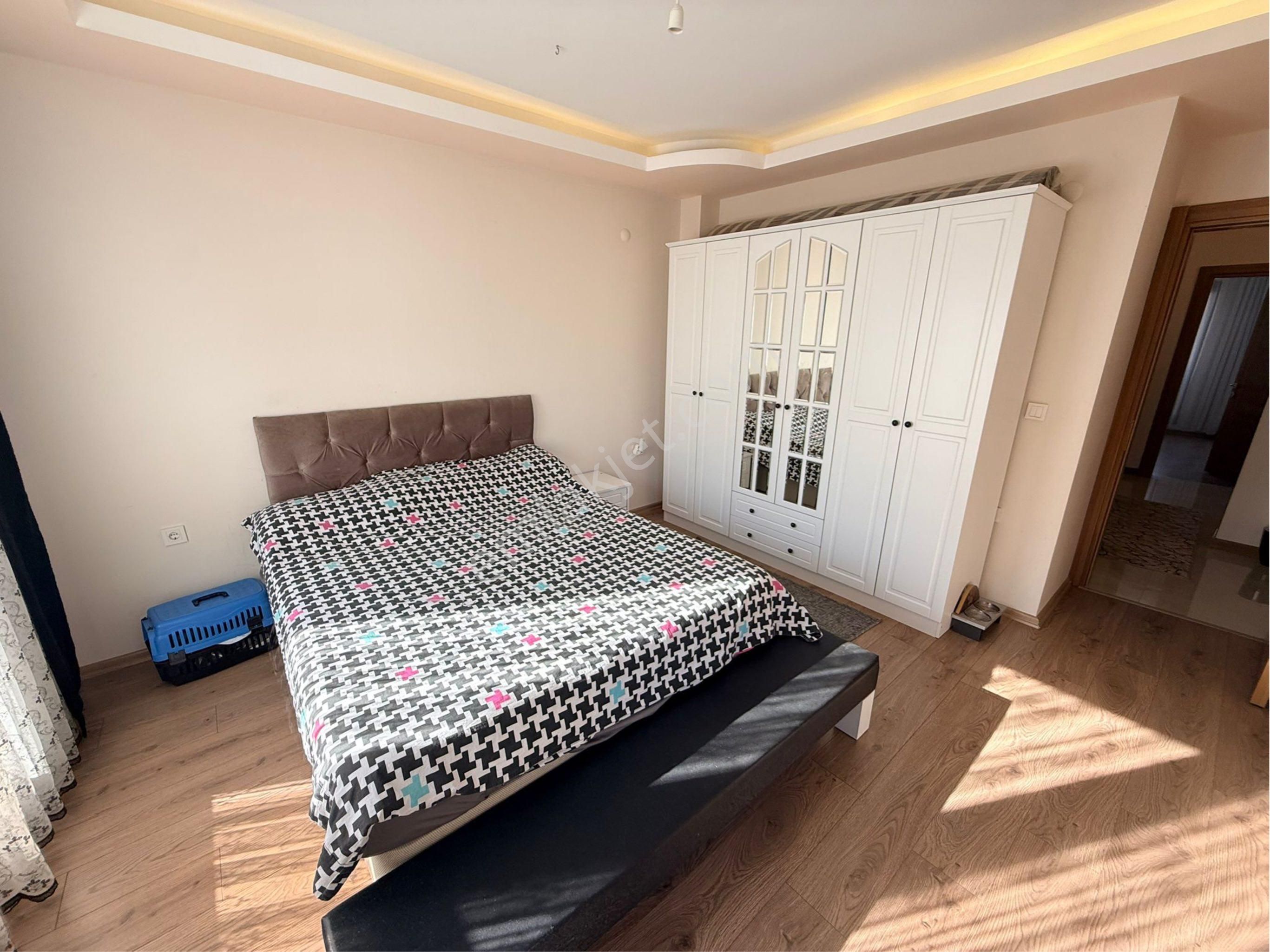 Gümüldürde Denize 100mt Geniş Bahçeli Ve Otoparklı 3+1 Villa - Görsel 19