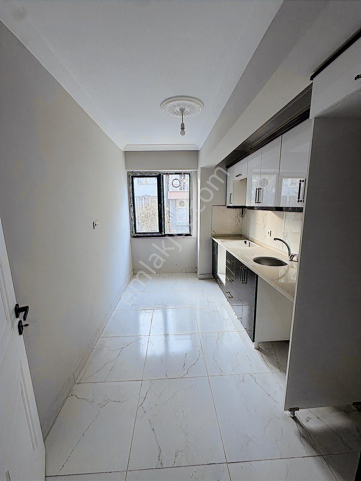 Saray Çarşı İçinde Satılık Sıfır Lüx 2+1 Daire - Görsel 20