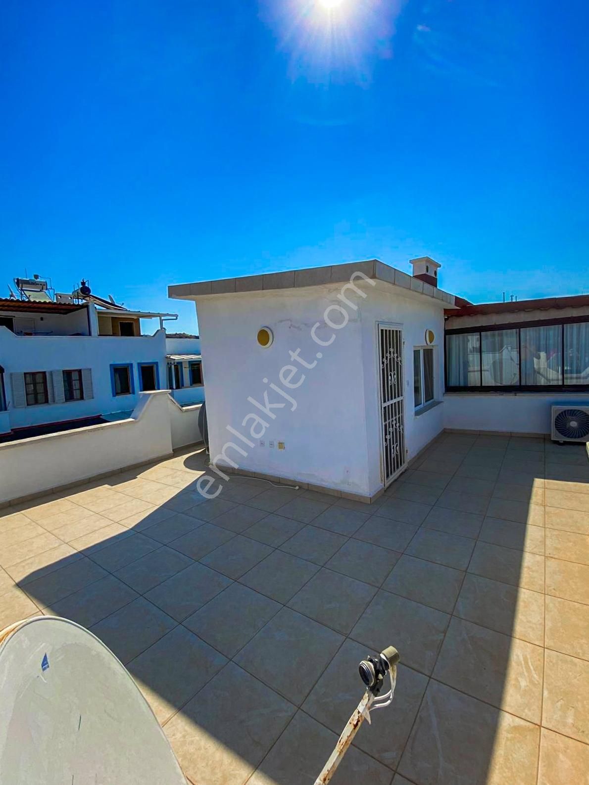 Başko Tatil Sitesinde Geniş Bahçeli, Deniz Manzaralı 3+1 Villa - Görsel 32