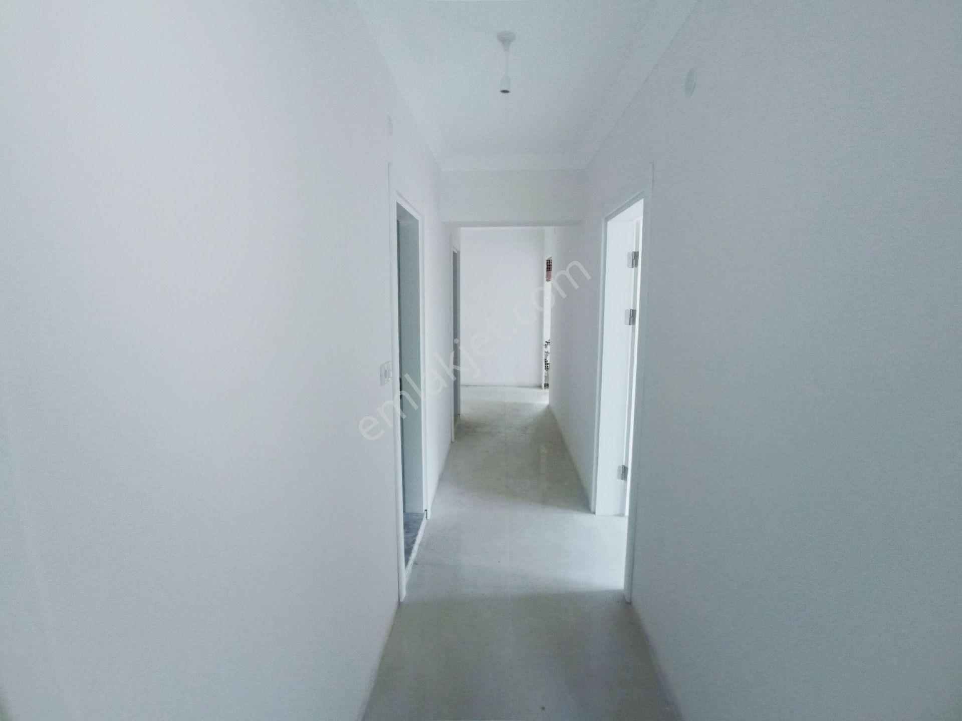 Gölcük Çiftlik Mahallesi Satılık Arakat 3+1 Daire Asansörlü - Görsel 14
