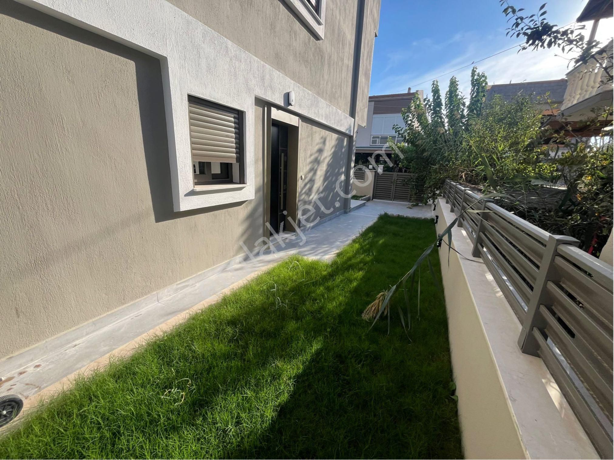 Gümüldürde Denize 300m Otoparklı 3+1 Fırsat Villa - Görsel 2