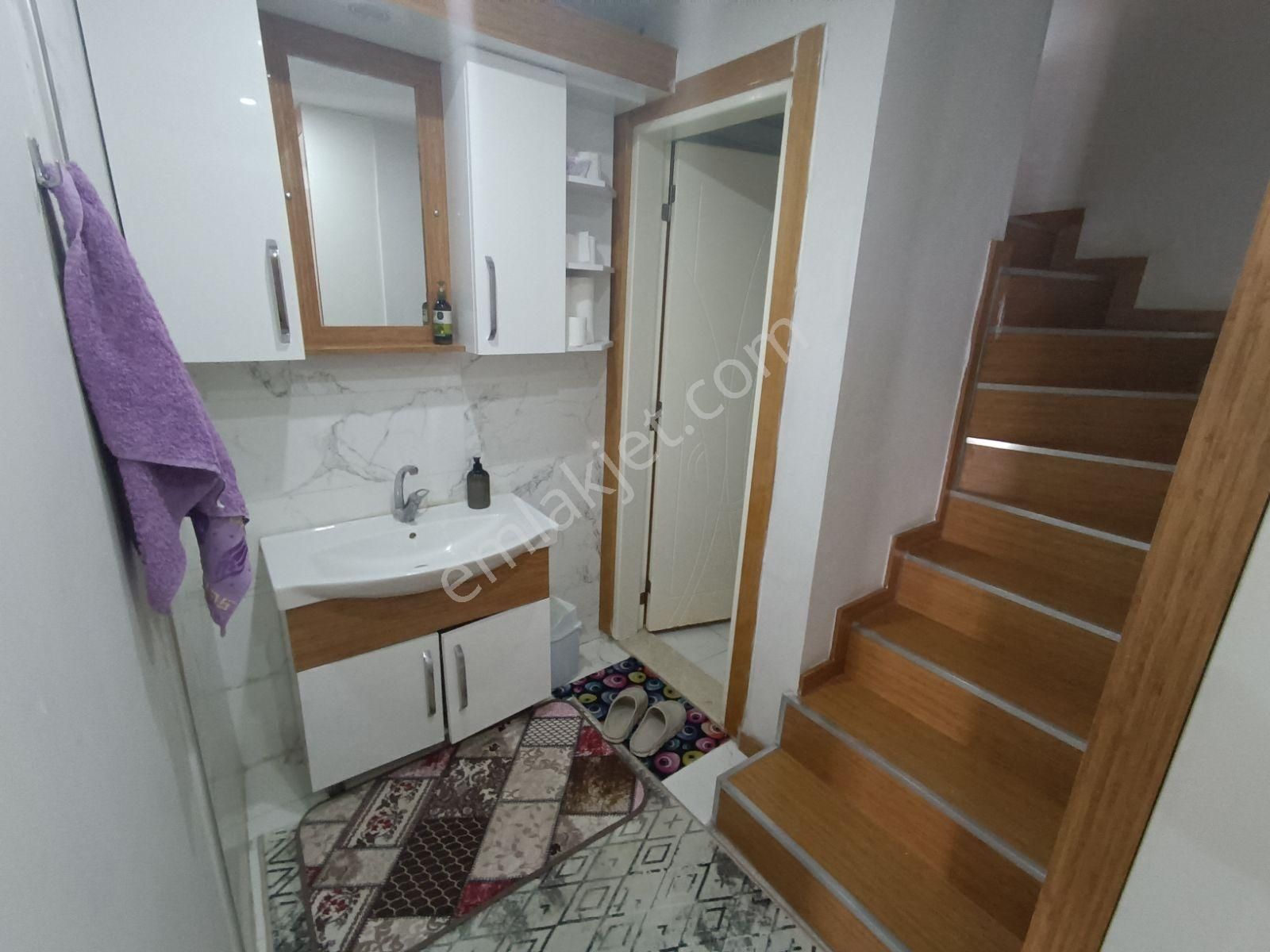 Şemikler Güzel Konum Naz Bayrakta 110m² 2+1 Dubleks Fırsat Daire - Görsel 4