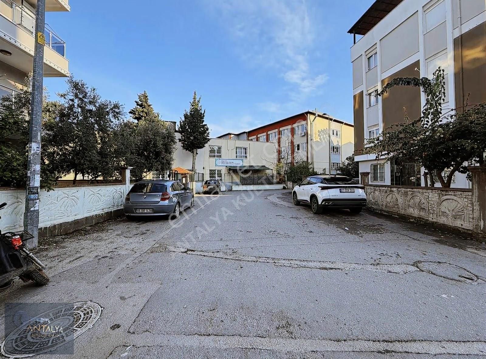 Kültür Kafeler Caddesi Devren Kiralık Kuaför - Görsel 17