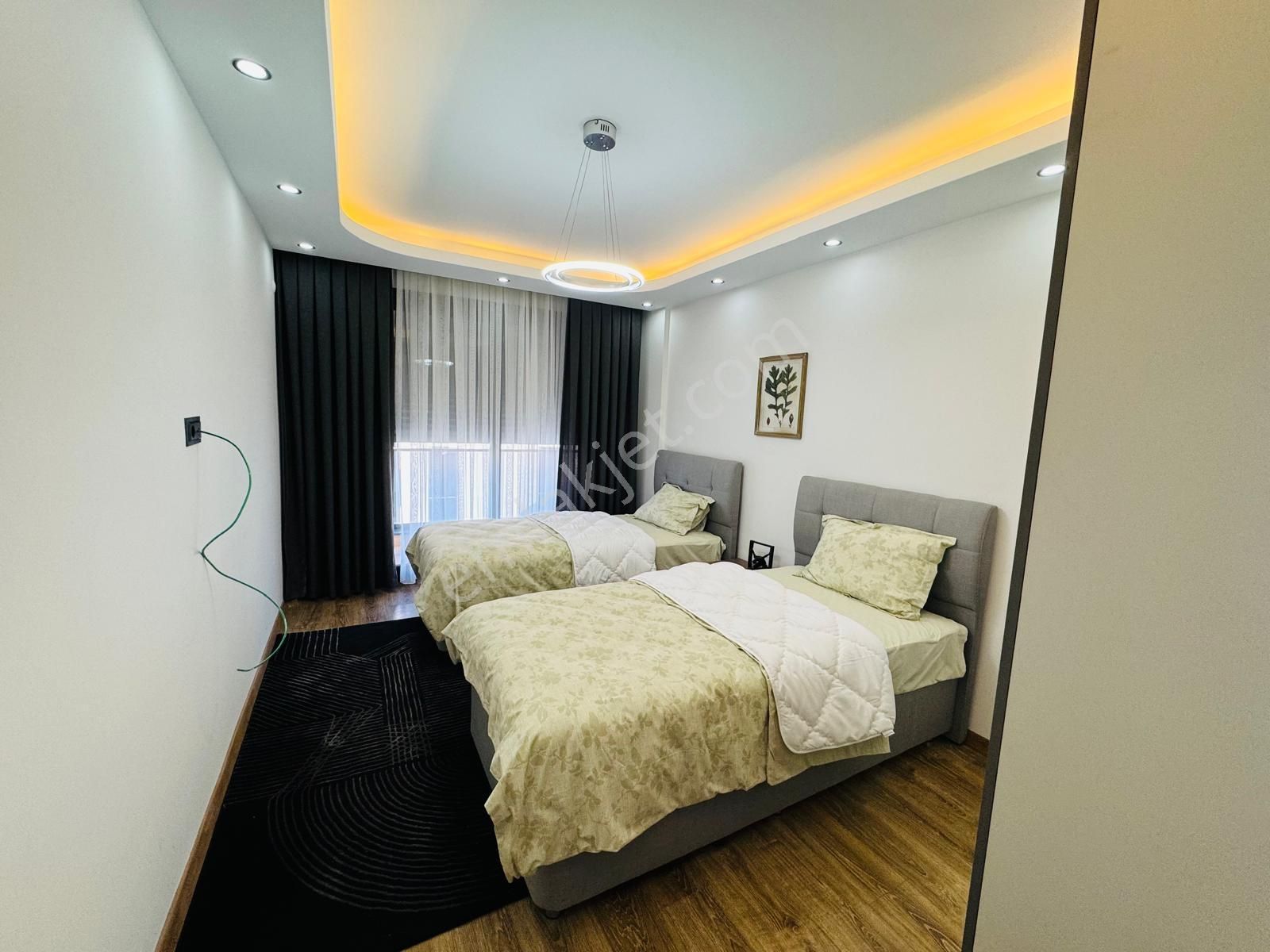 Didimde Satılık Havuzlu Ful Eşyalı İki Tane Bahçeli Lüks Villa - Görsel 10