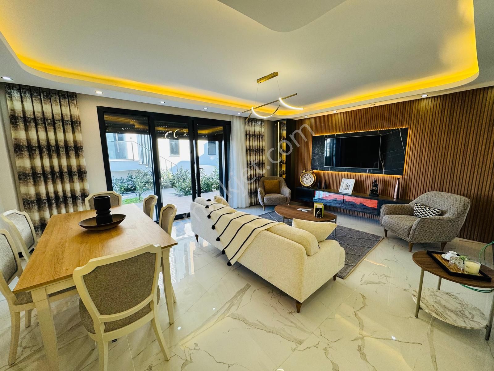 Didimde Satılık Havuzlu Ful Eşyalı İki Tane Bahçeli Lüks Villa - Görsel 27