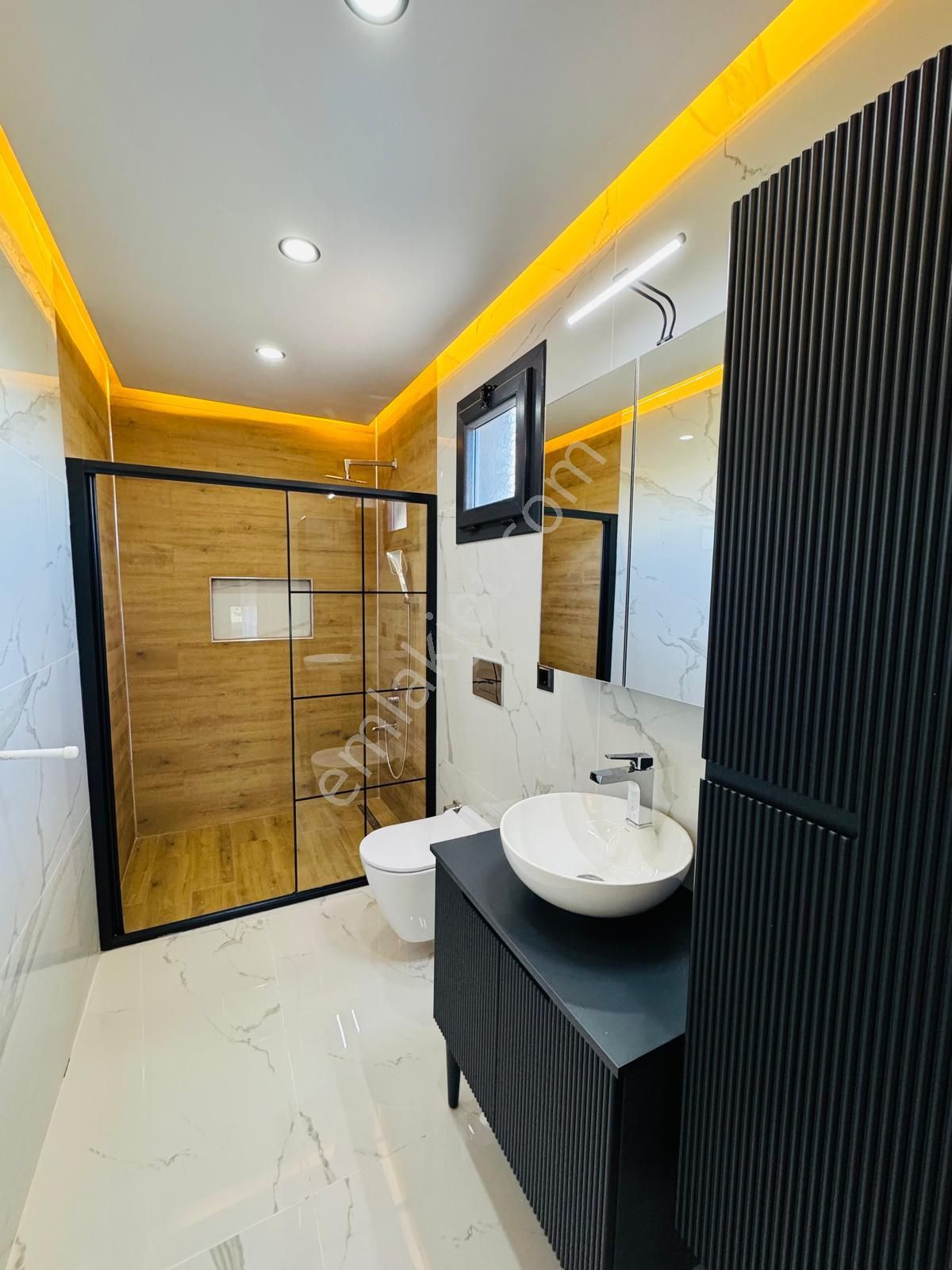 Didimde Satılık Havuzlu Ful Eşyalı İki Tane Bahçeli Lüks Villa - Görsel 21