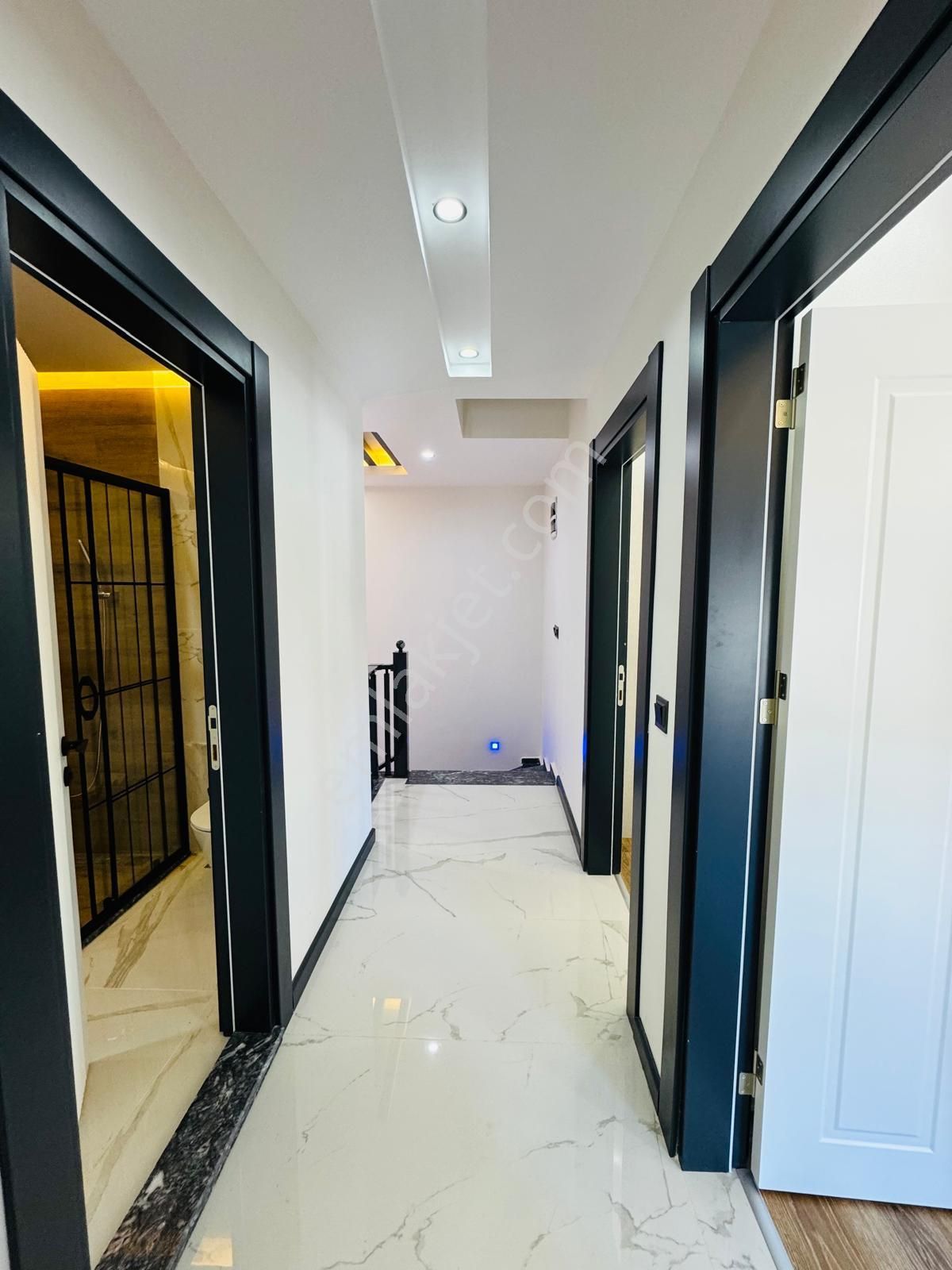 Didimde Satılık Havuzlu Ful Eşyalı İki Tane Bahçeli Lüks Villa - Görsel 15