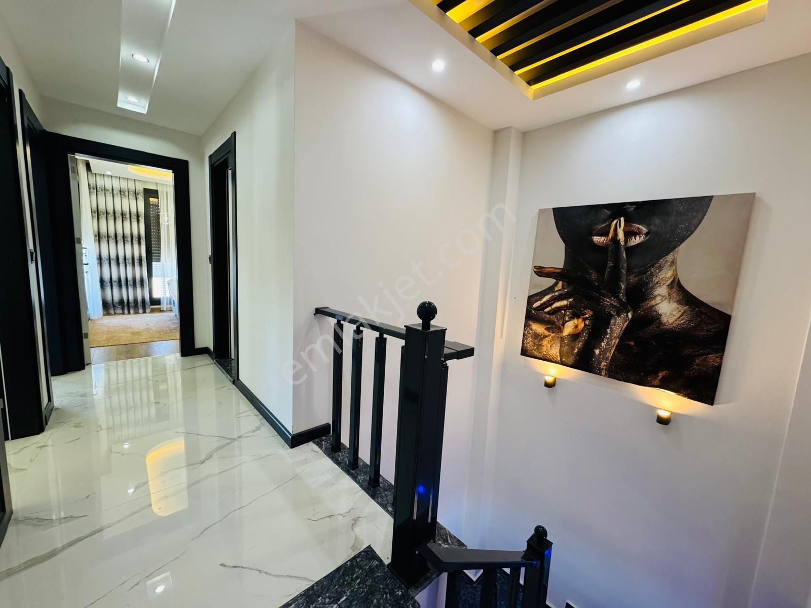 Didimde Satılık Havuzlu Ful Eşyalı İki Tane Bahçeli Lüks Villa - Görsel 6