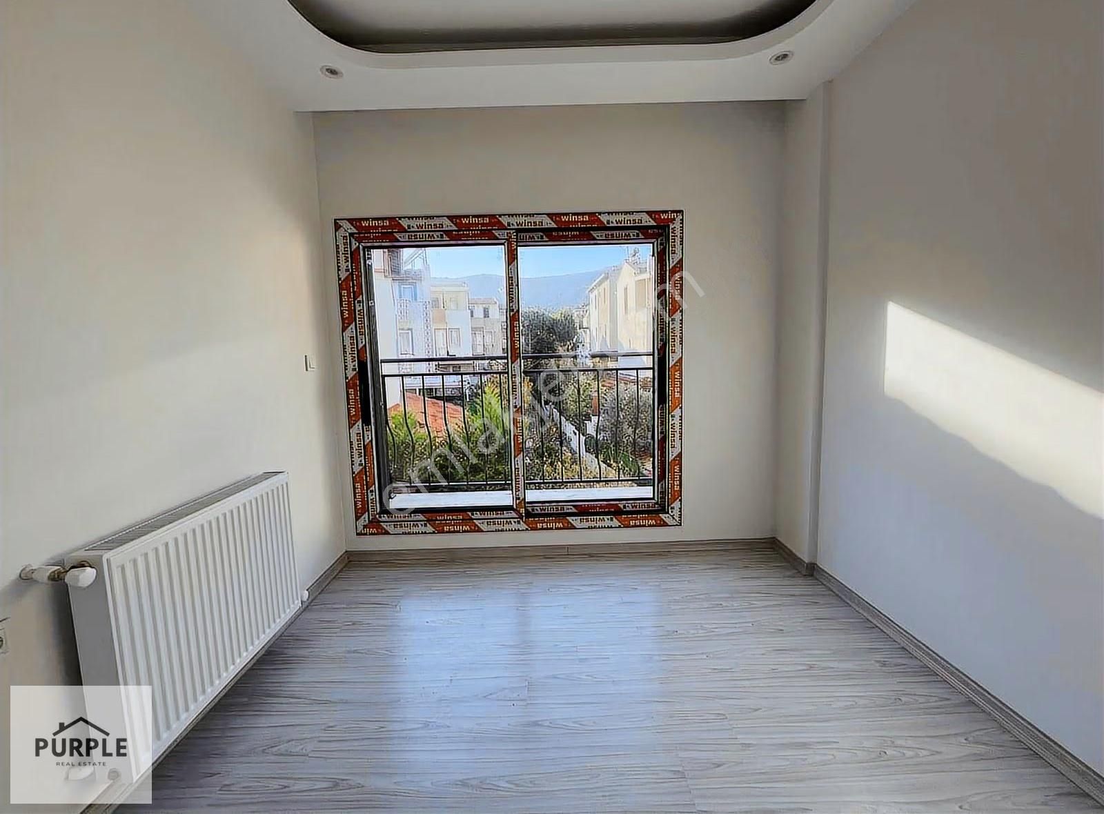 Yenifoça Merkezi Konum 4+1 Satılık Tripleks Villa - Görsel 32