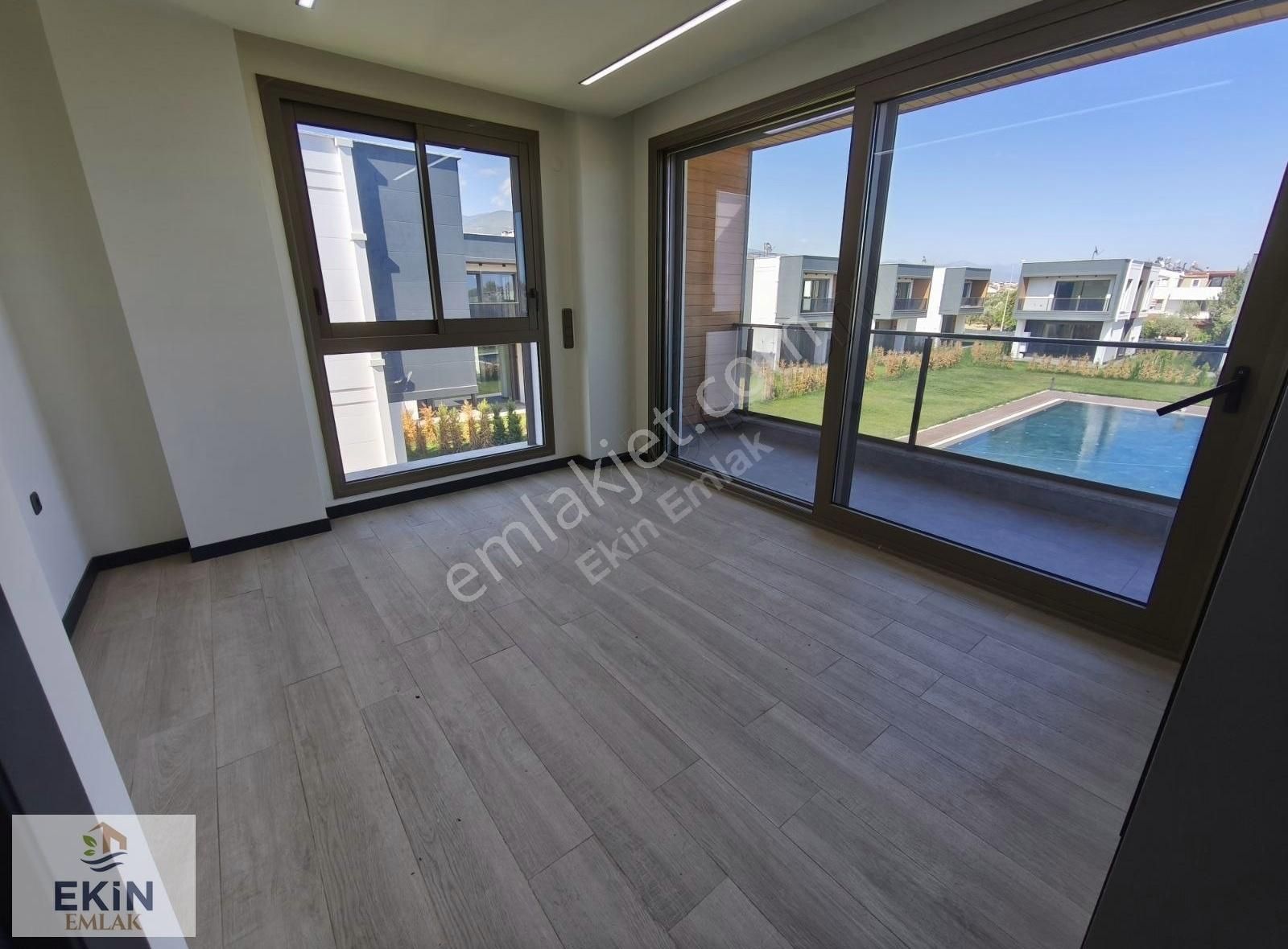 Güre'de Denize Yakın, Havuzlu, Süper Lüks 3+1 Villa! - Görsel 29
