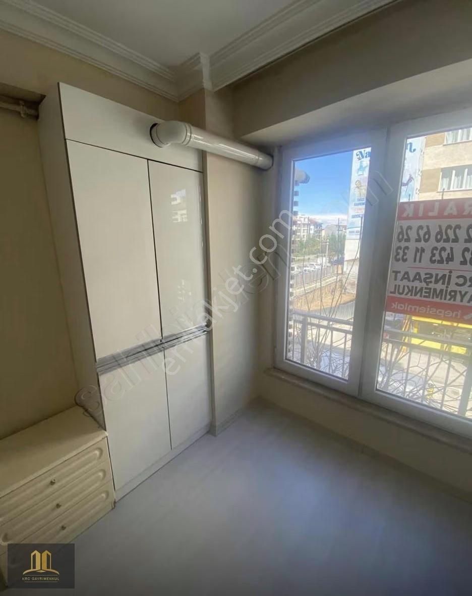 Krc İnşaattan Sakarya 1 Caddesi Üzeri Kiralık 2+1 Daire - Görsel 28