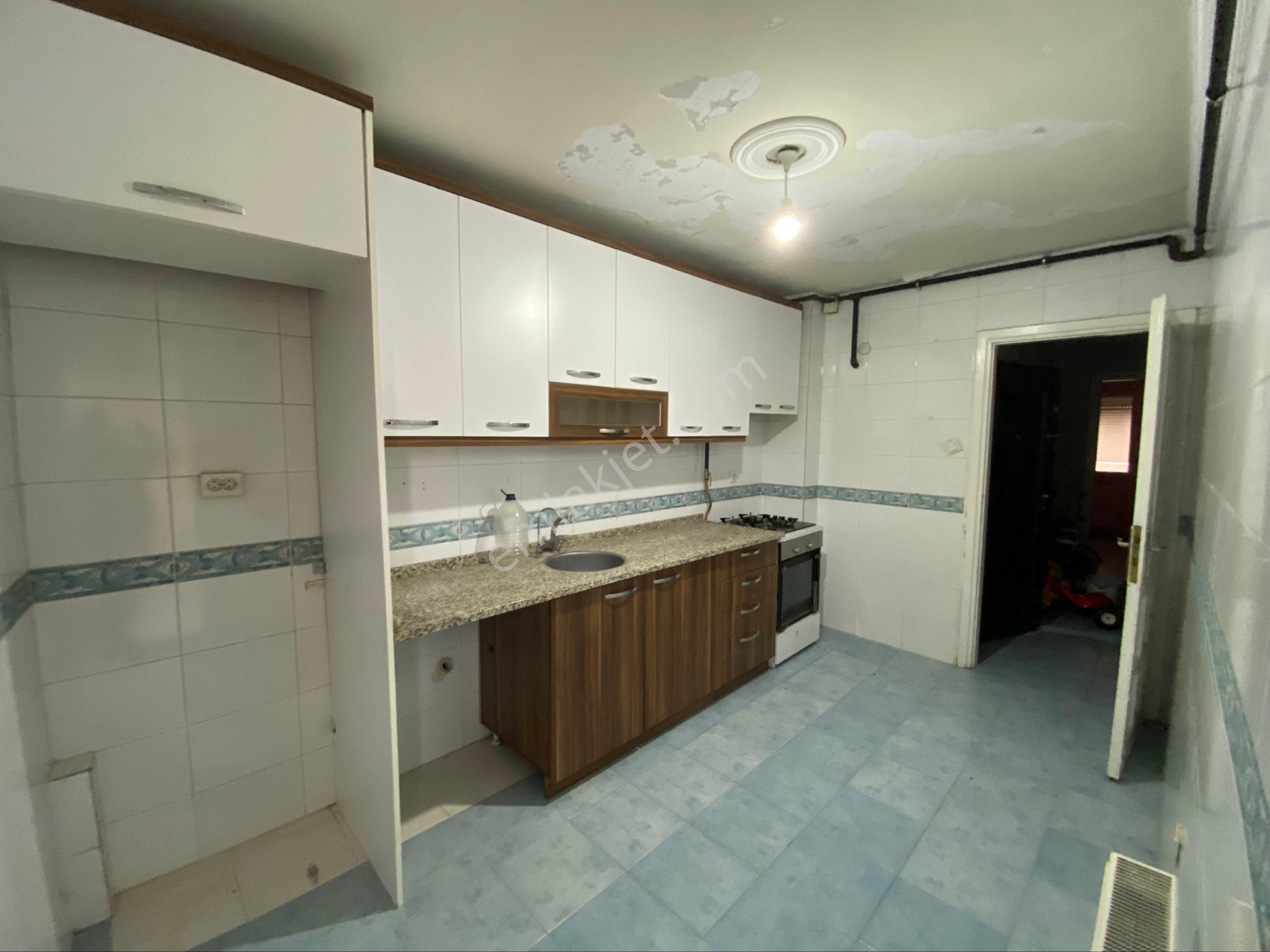 Buca İnkılap Mah Şehrin Kalbinde Satılık 2+1 Geniş Ferah Daire - Görsel 16