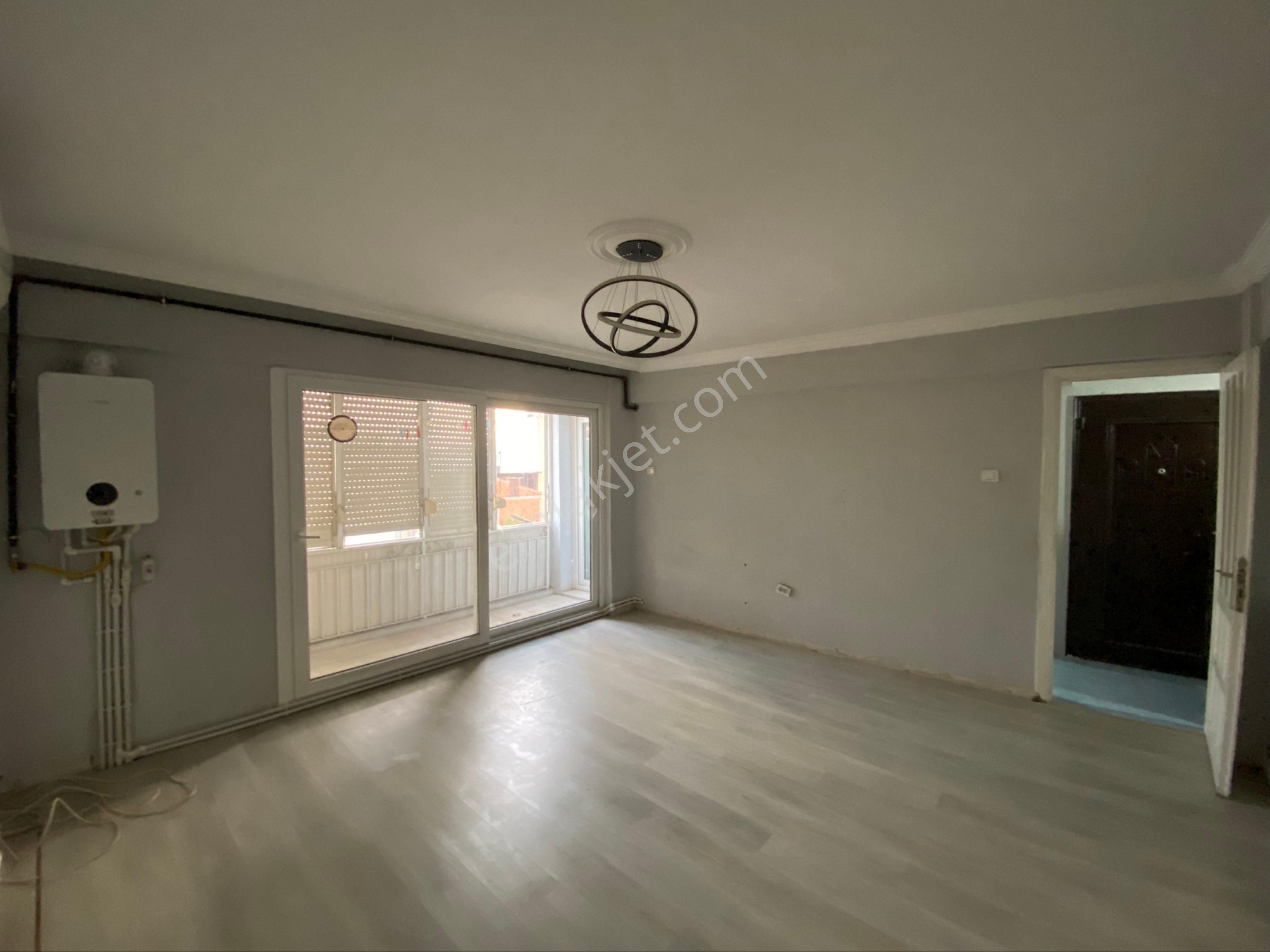 Buca İnkılap Mah Şehrin Kalbinde Satılık 2+1 Geniş Ferah Daire - Görsel 12