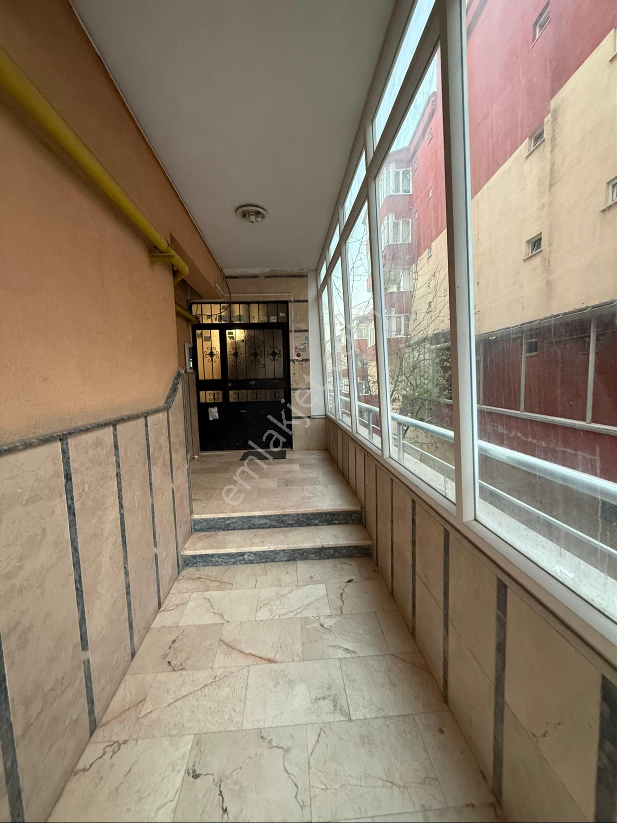 Çerkezköy Merkezde Belediyeye Yürüme Mesafesi 3+1 Cadde Cephe - Görsel 23