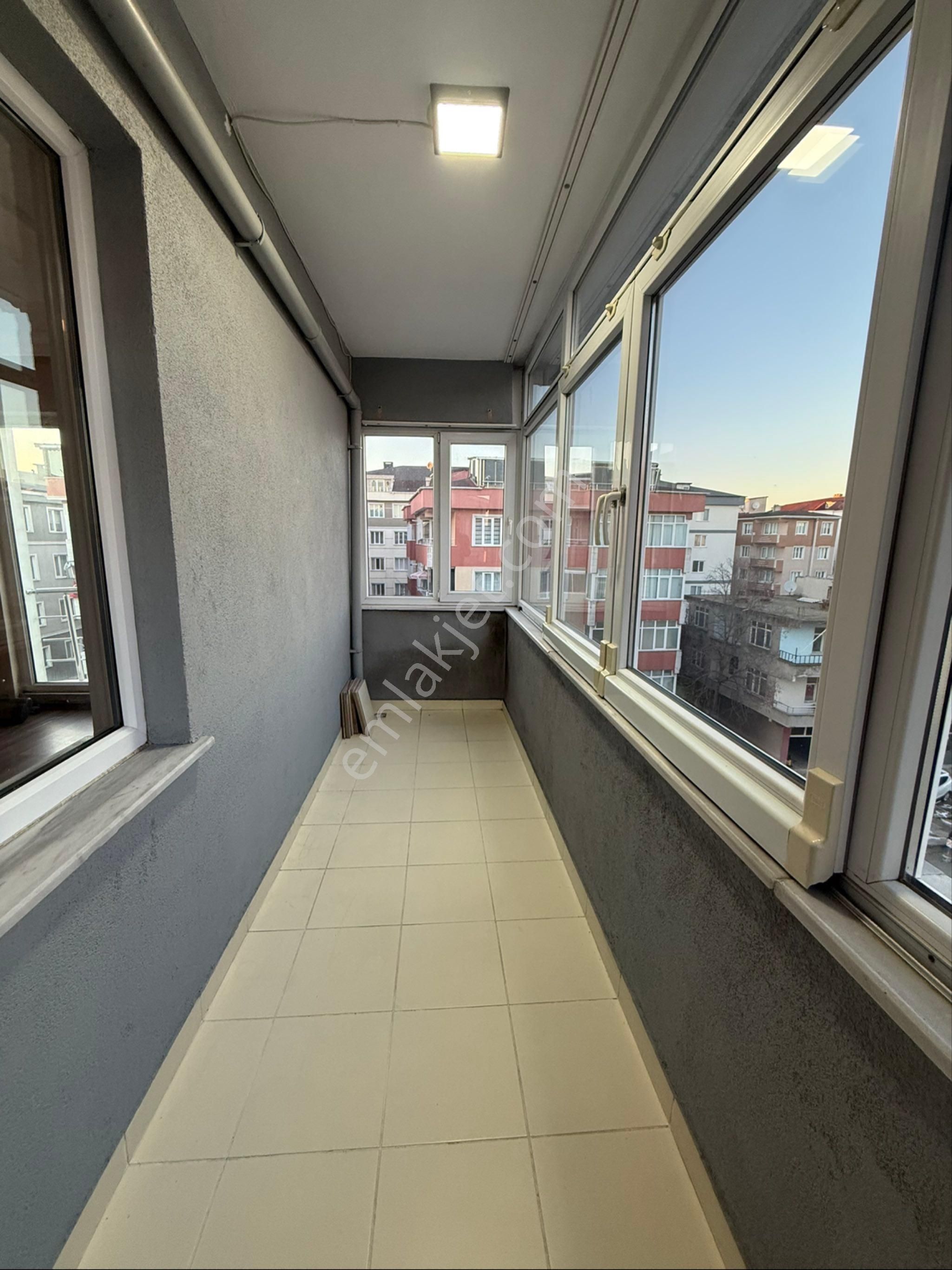 Çerkezköy Merkezde Belediyeye Yürüme Mesafesi 3+1 Cadde Cephe - Görsel 8
