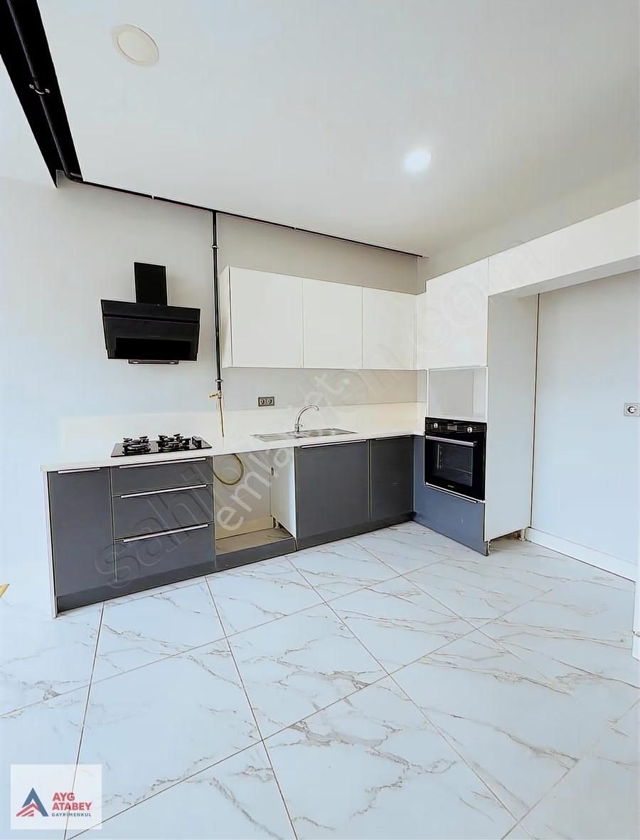 Turgut Özal Bulvaraı Ebebek Civarı 3+1+ç.b İskanlı Satılık Daire