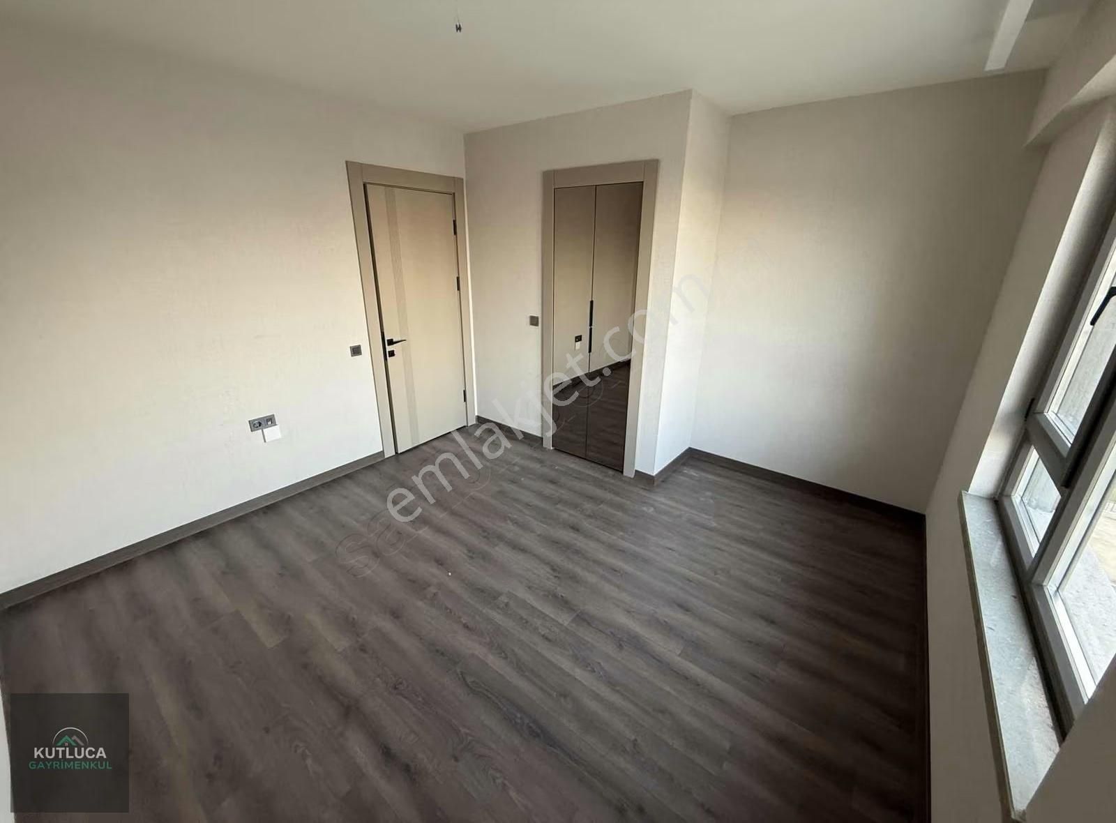 4+1 Cadde Üzeri Okul Market Yakın Sosyal Donatılı Emsalsiz Daire - Görsel 10